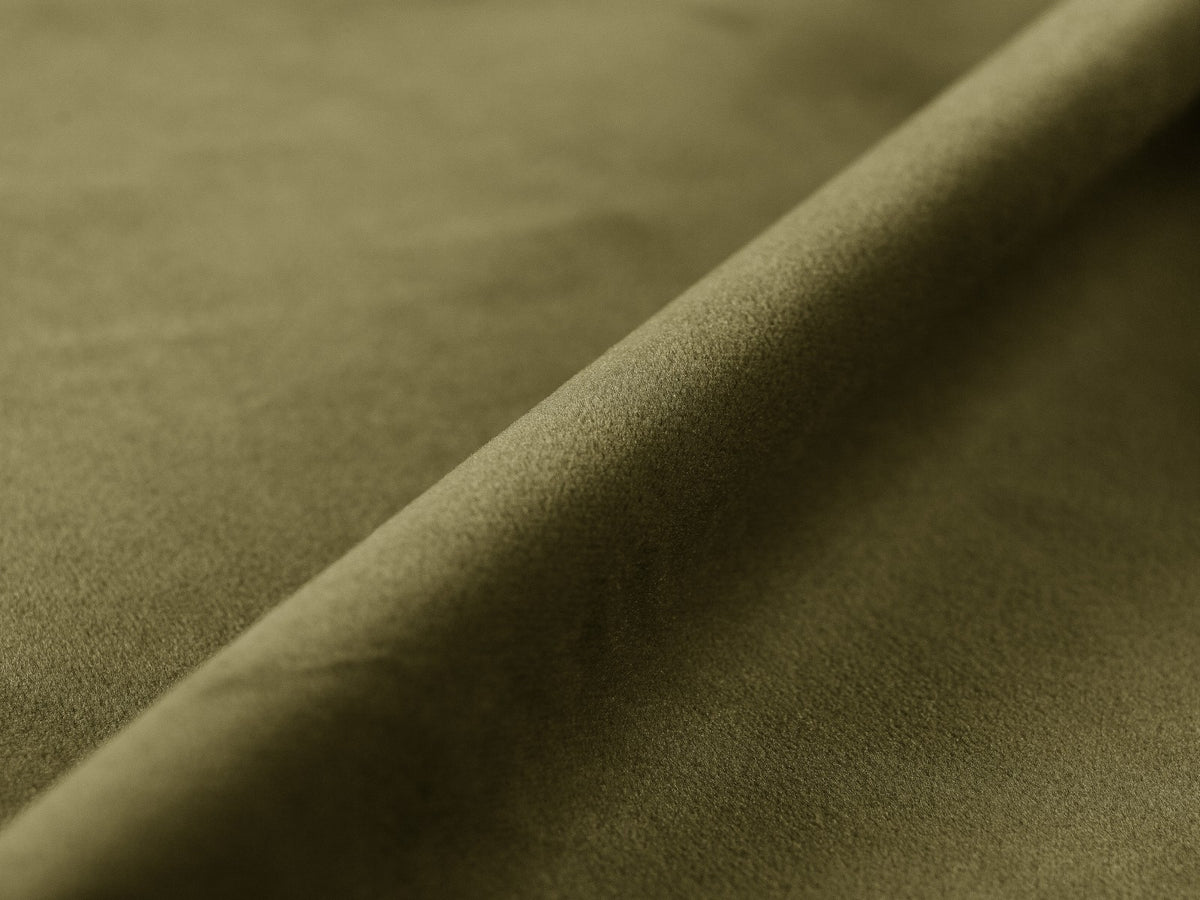 Fotel aksamitny IGA jasnozielony ze srebrną podstawą – ujęcie 4