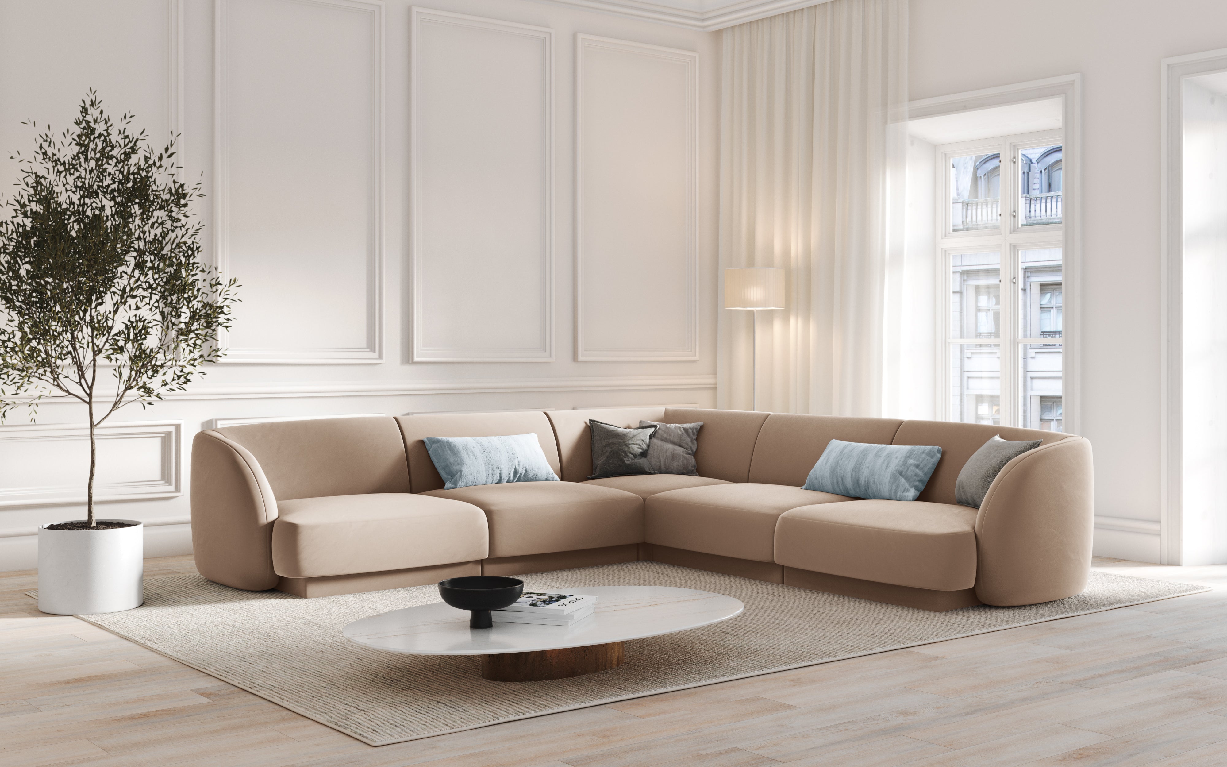 Linksseitiges 6-Sitzer-Sofa MILEY in beigem Chenille