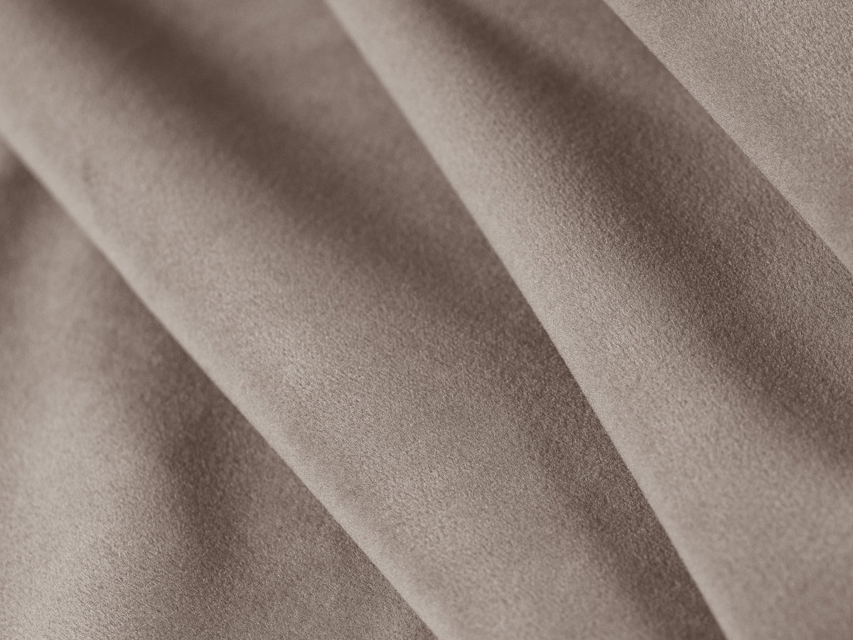 Narożnik aksamitny lewostronny 5-osobowy KAELLE cappuccino – detal tkaniny
