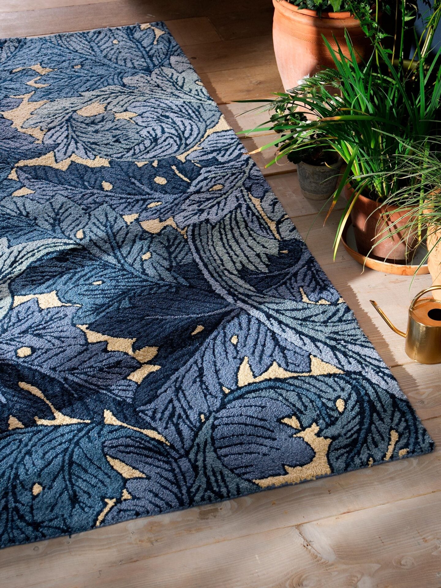 Dywan zewnętrzny ACANTHUS INDIGO niebieski