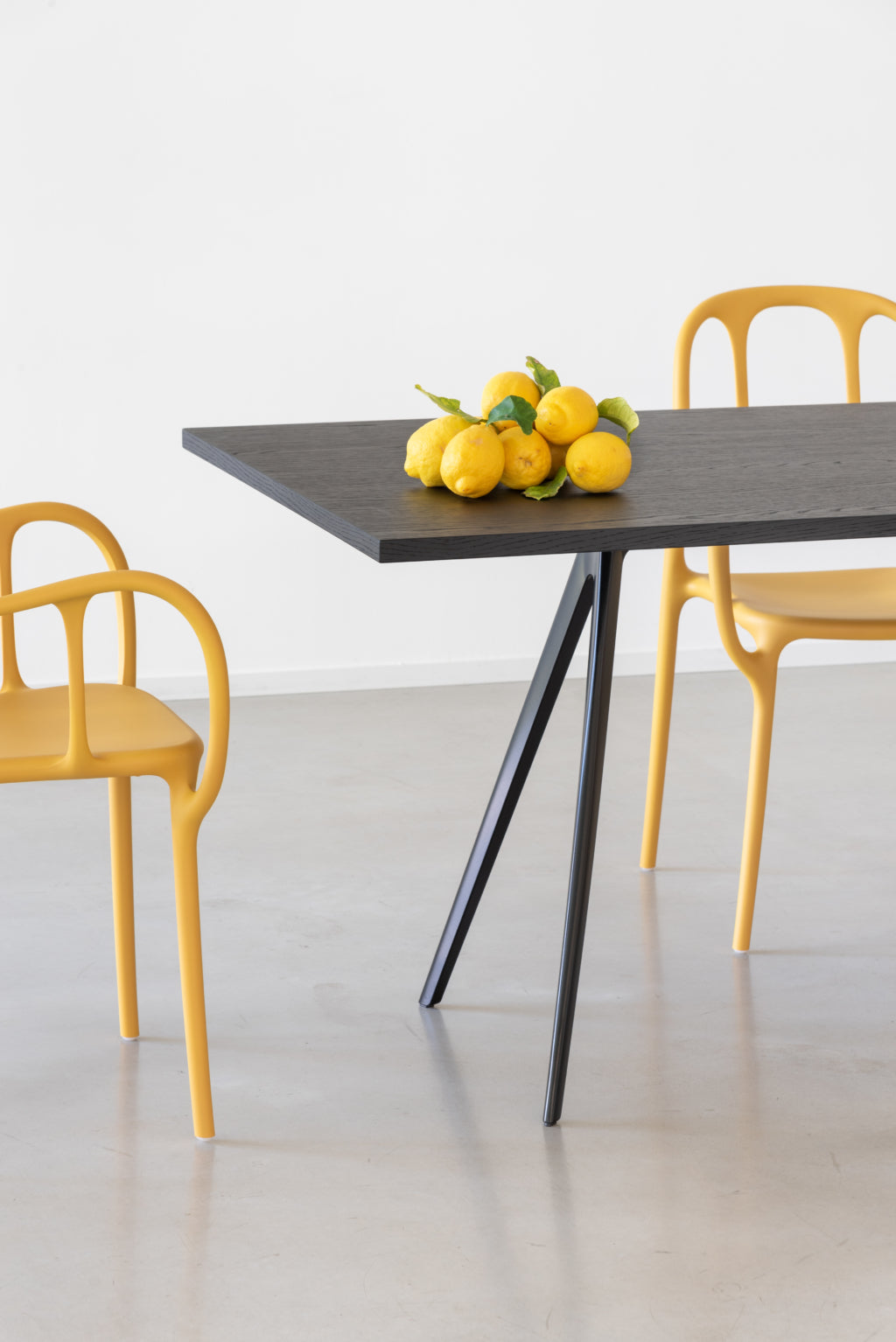 MILA outdoor chair yellow