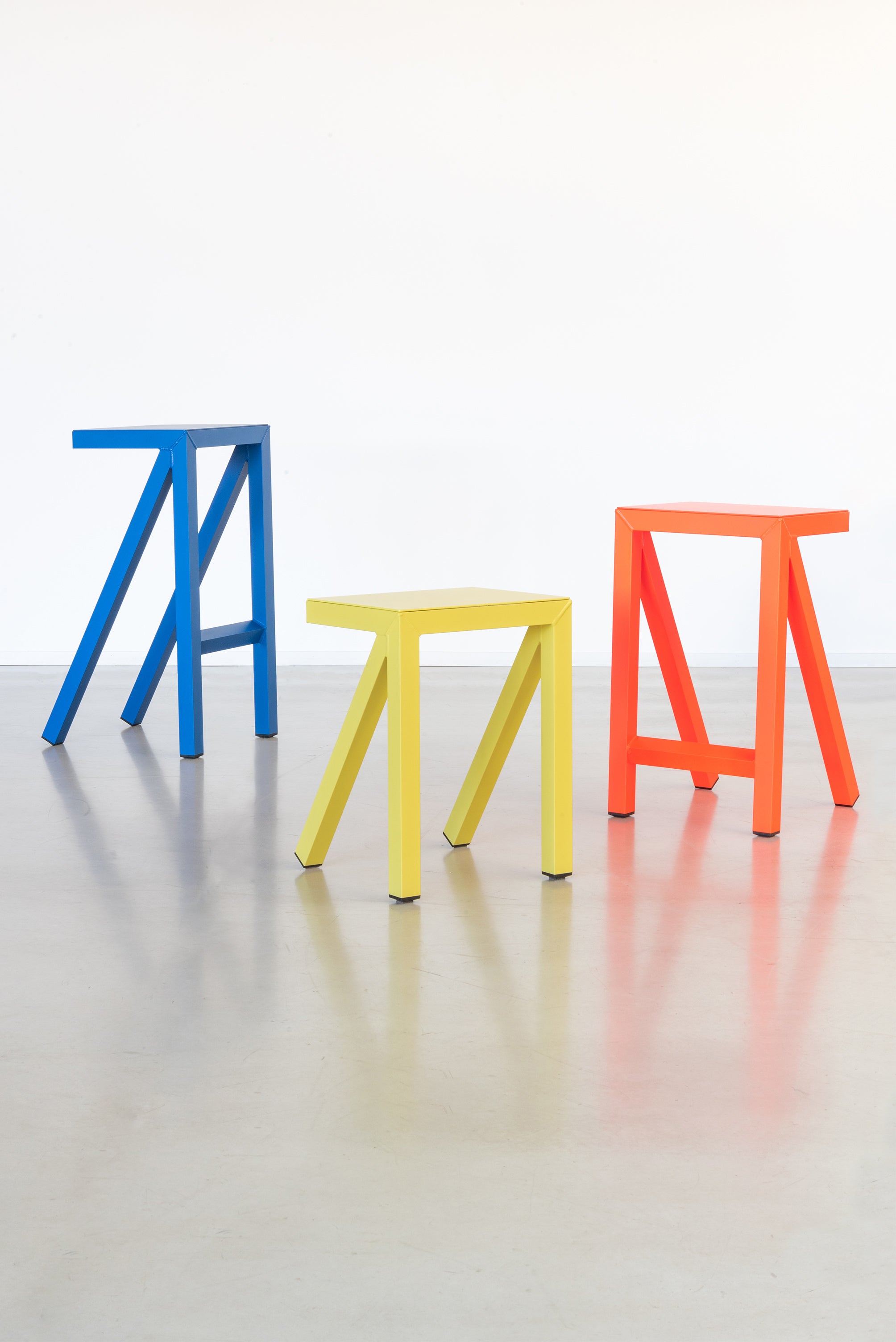 BUREAURAMA blue stool