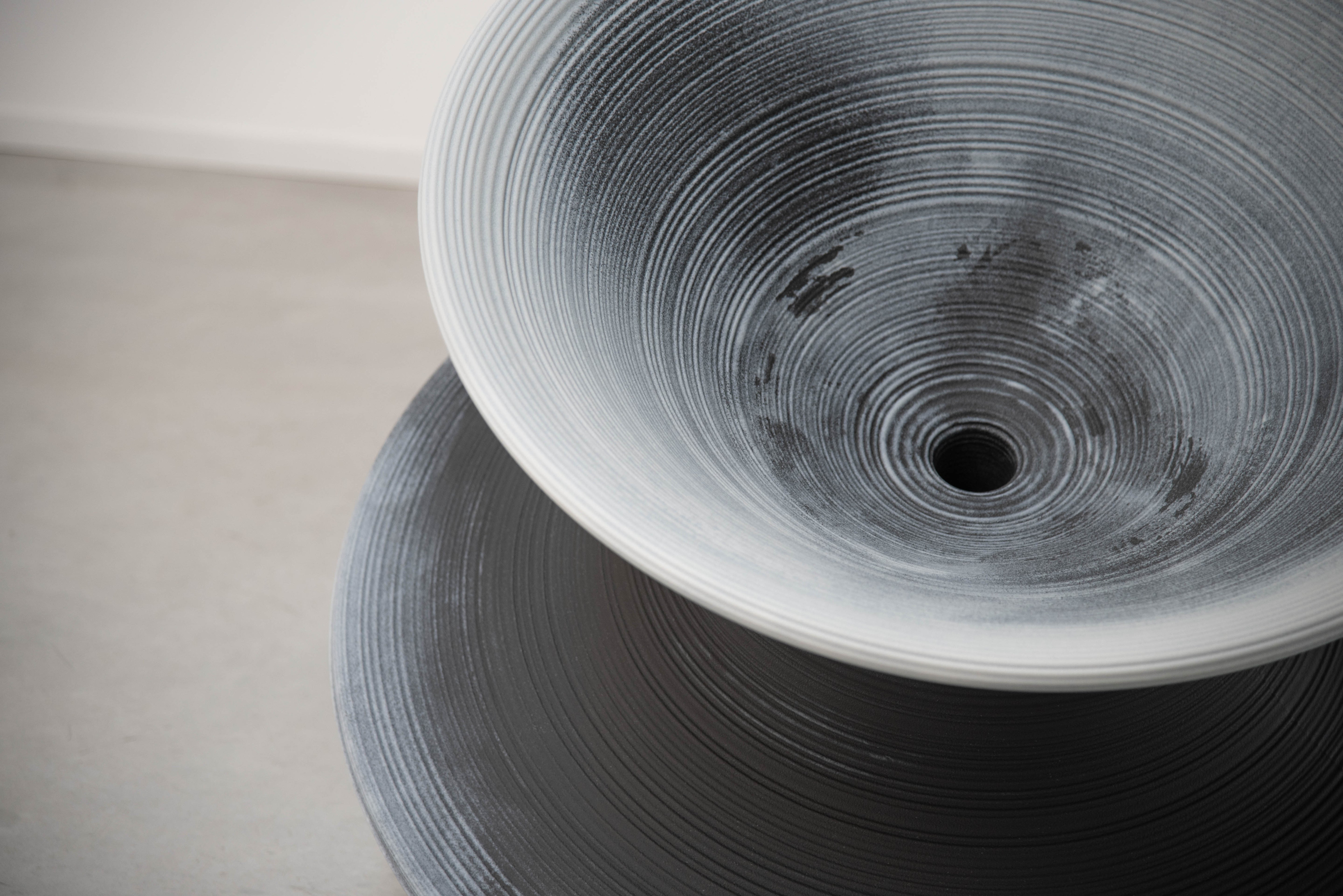 Drehstuhl SPUN anthrazit mit hellgrau