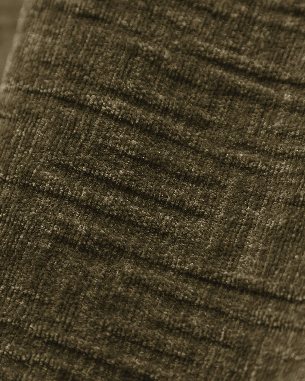 3-Sitzer Sofa mit Schlaffunktion KAELLE in grünem Chenille