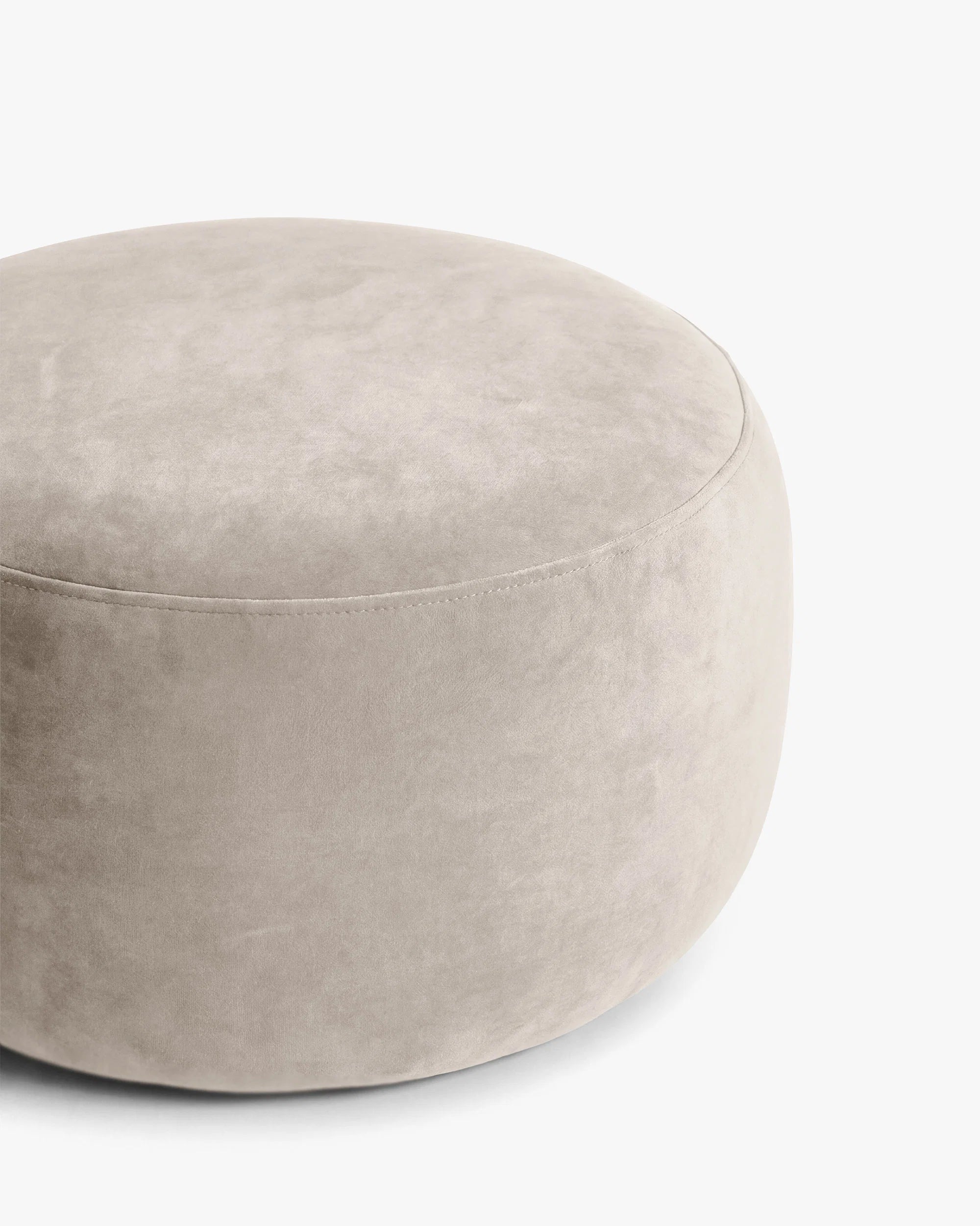 Samtpouf AMALTA in Beige