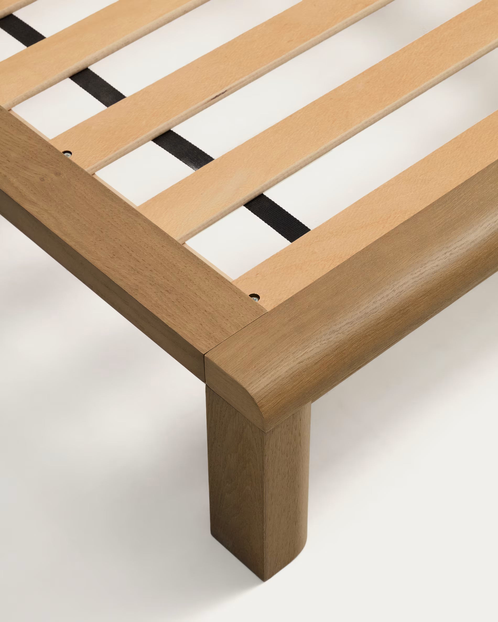 ARELIDA Bed in Oak Veneer