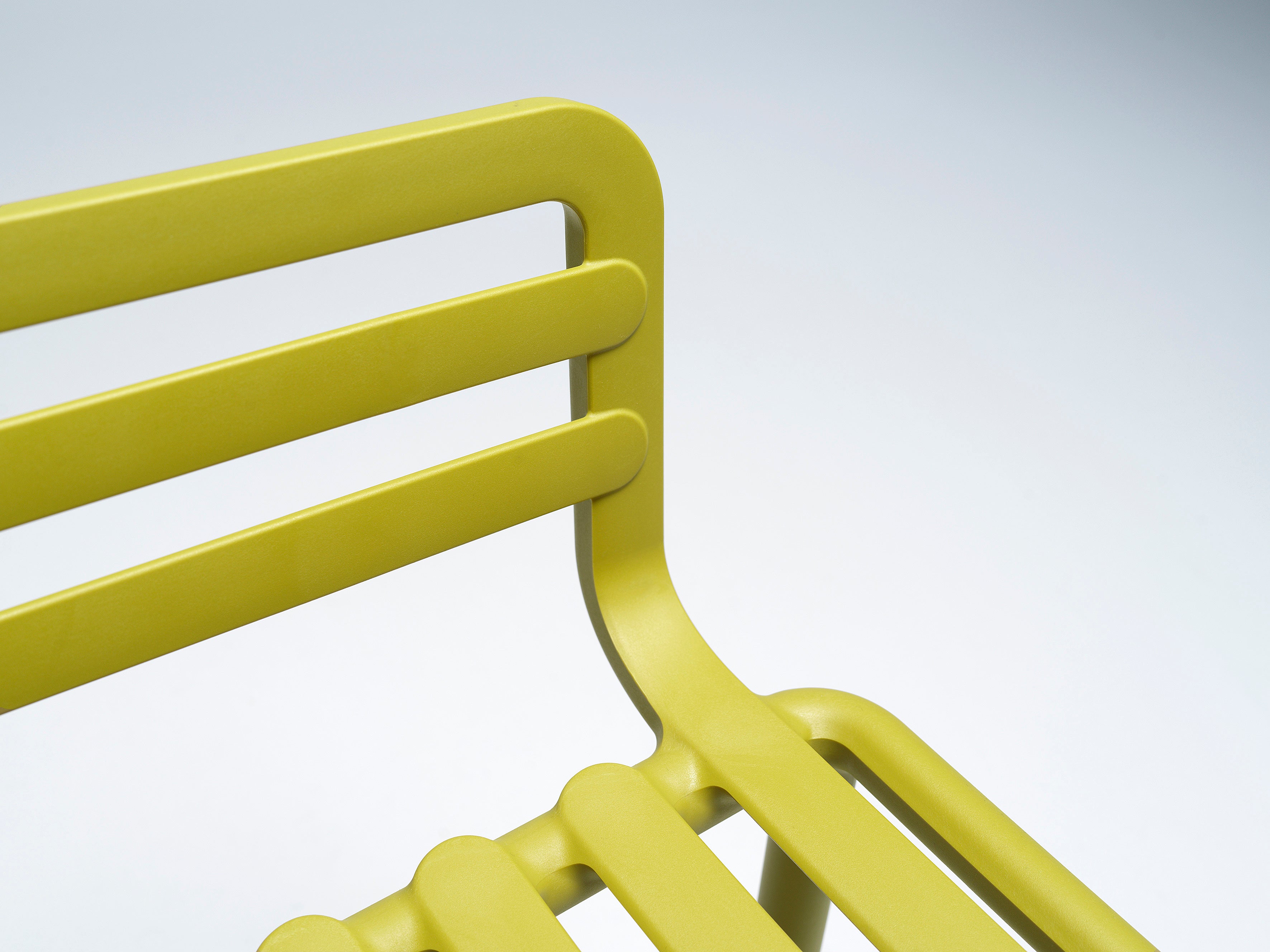 Außenstuhl mit Armlehnen DOGA marsala