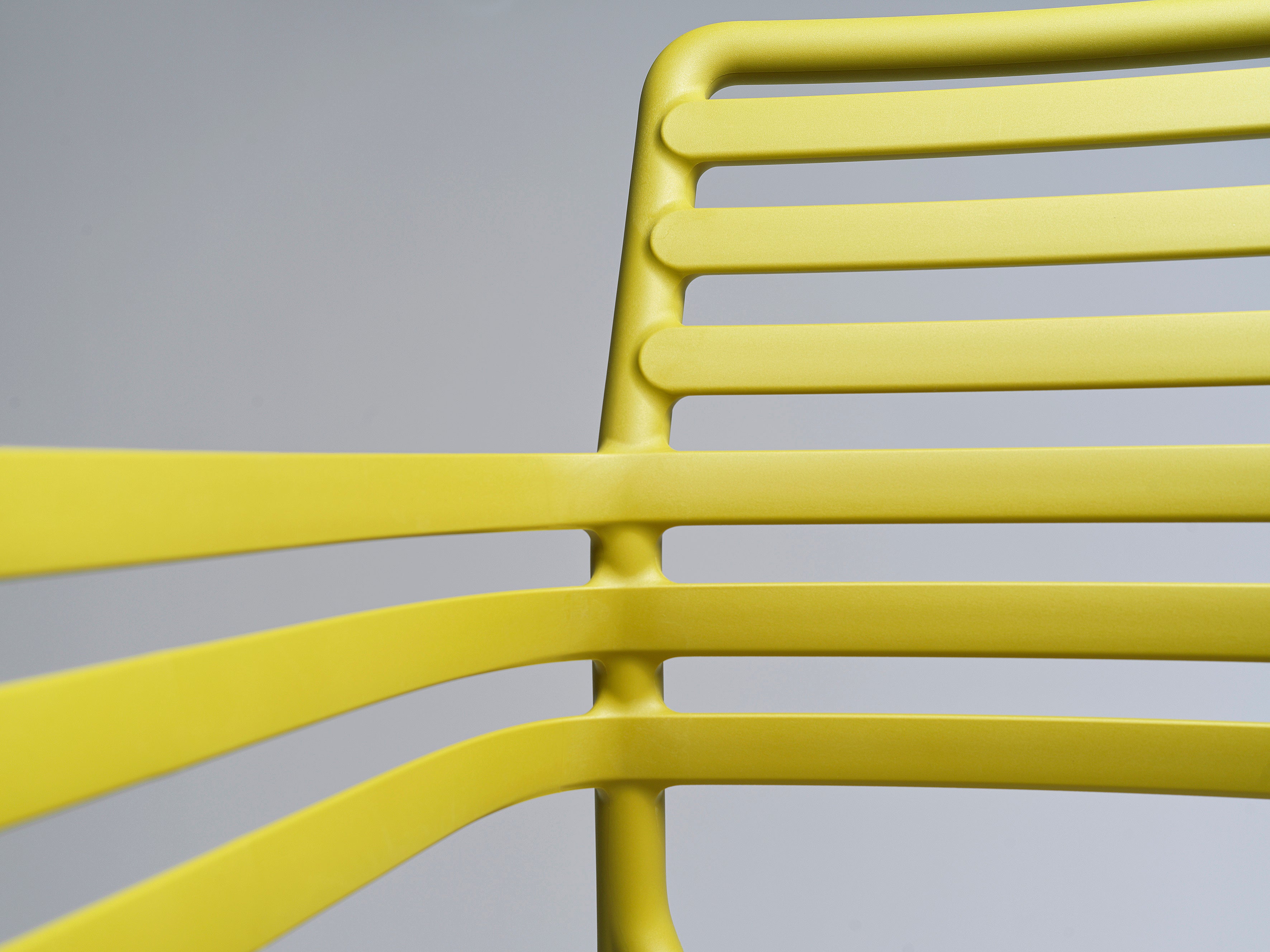 Außenstuhl mit Armlehnen DOGA marsala