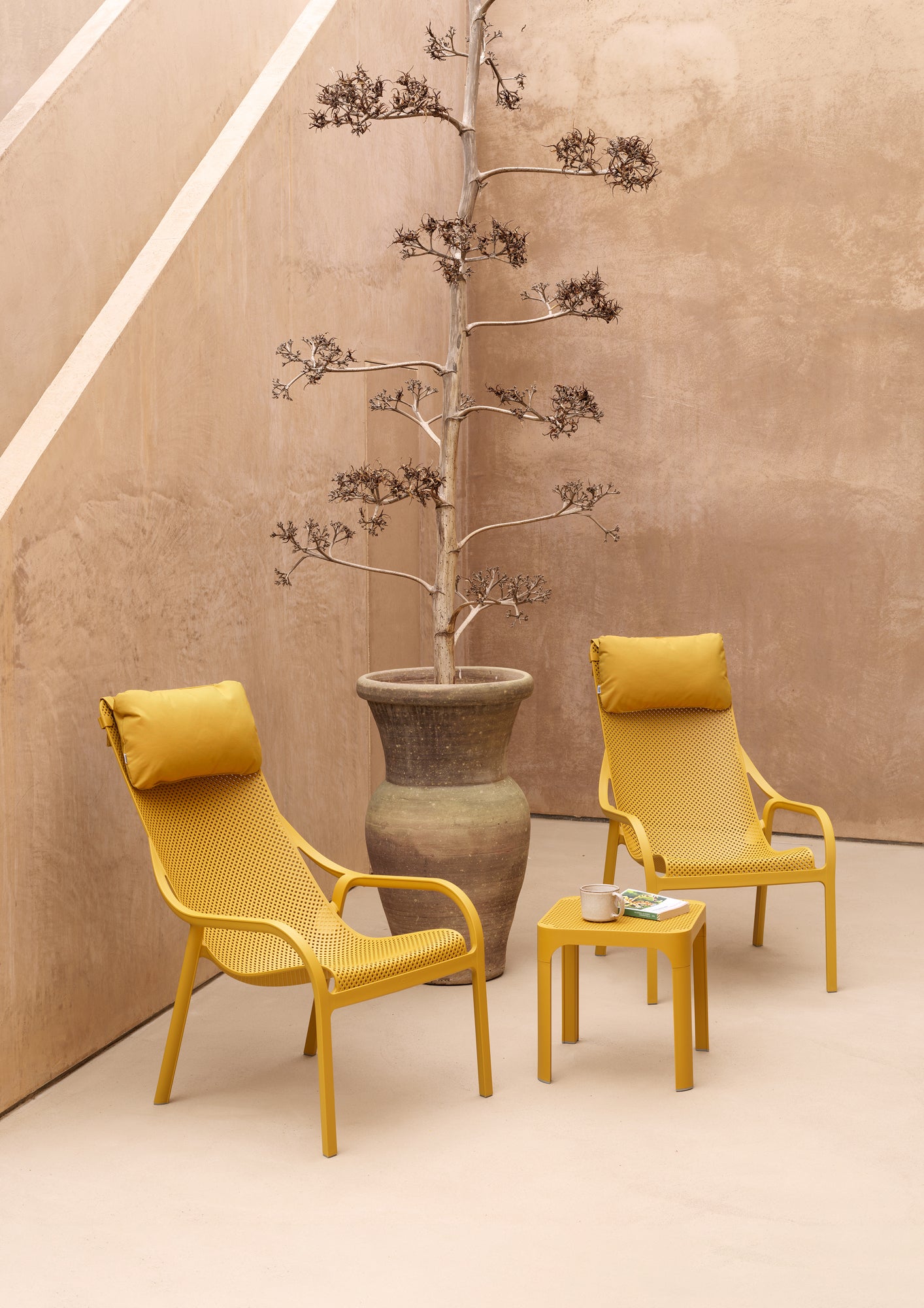 Coral NET Outdoor Coffee Table