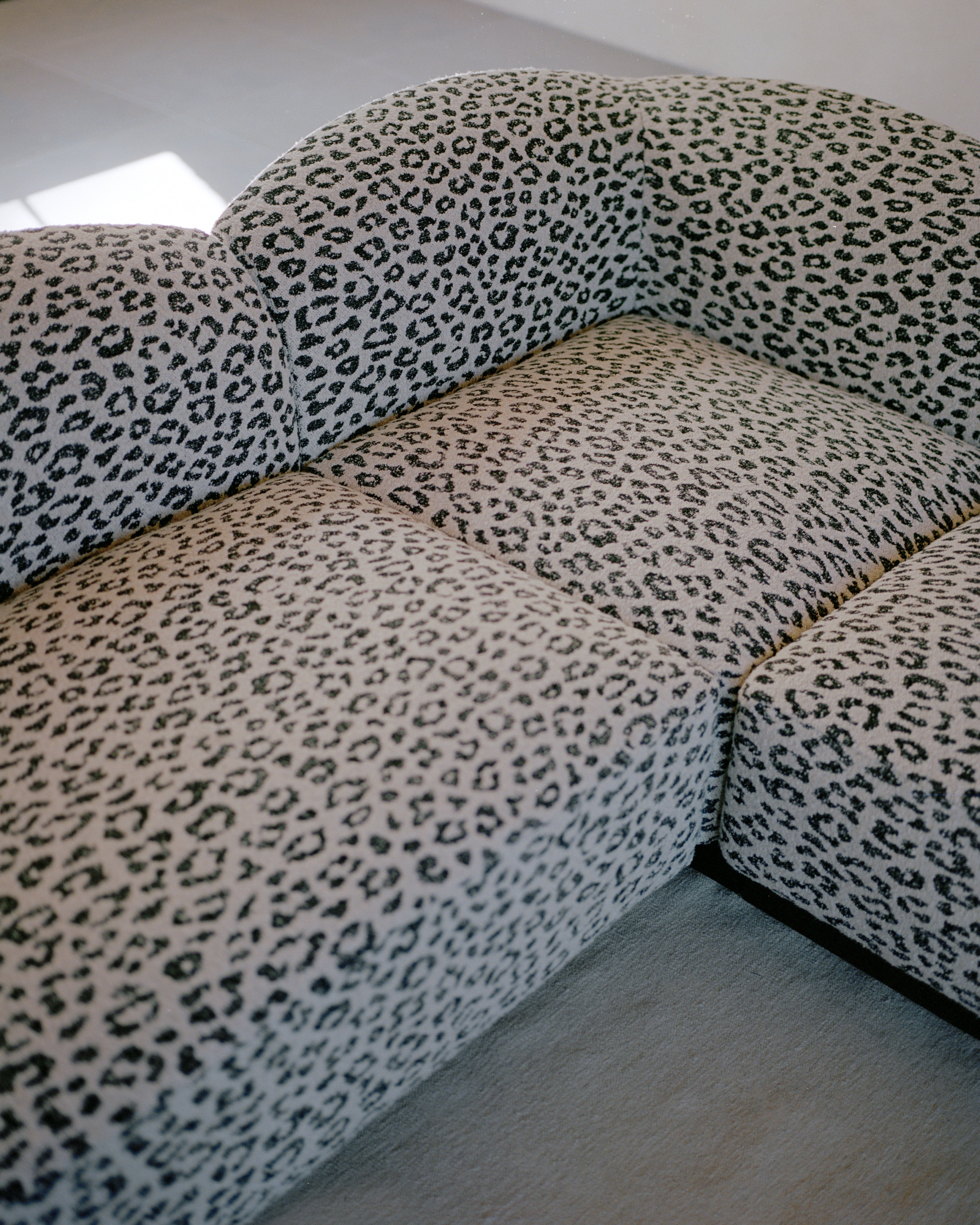 Modularer Ecksofa rechts SHORE personalisierbar