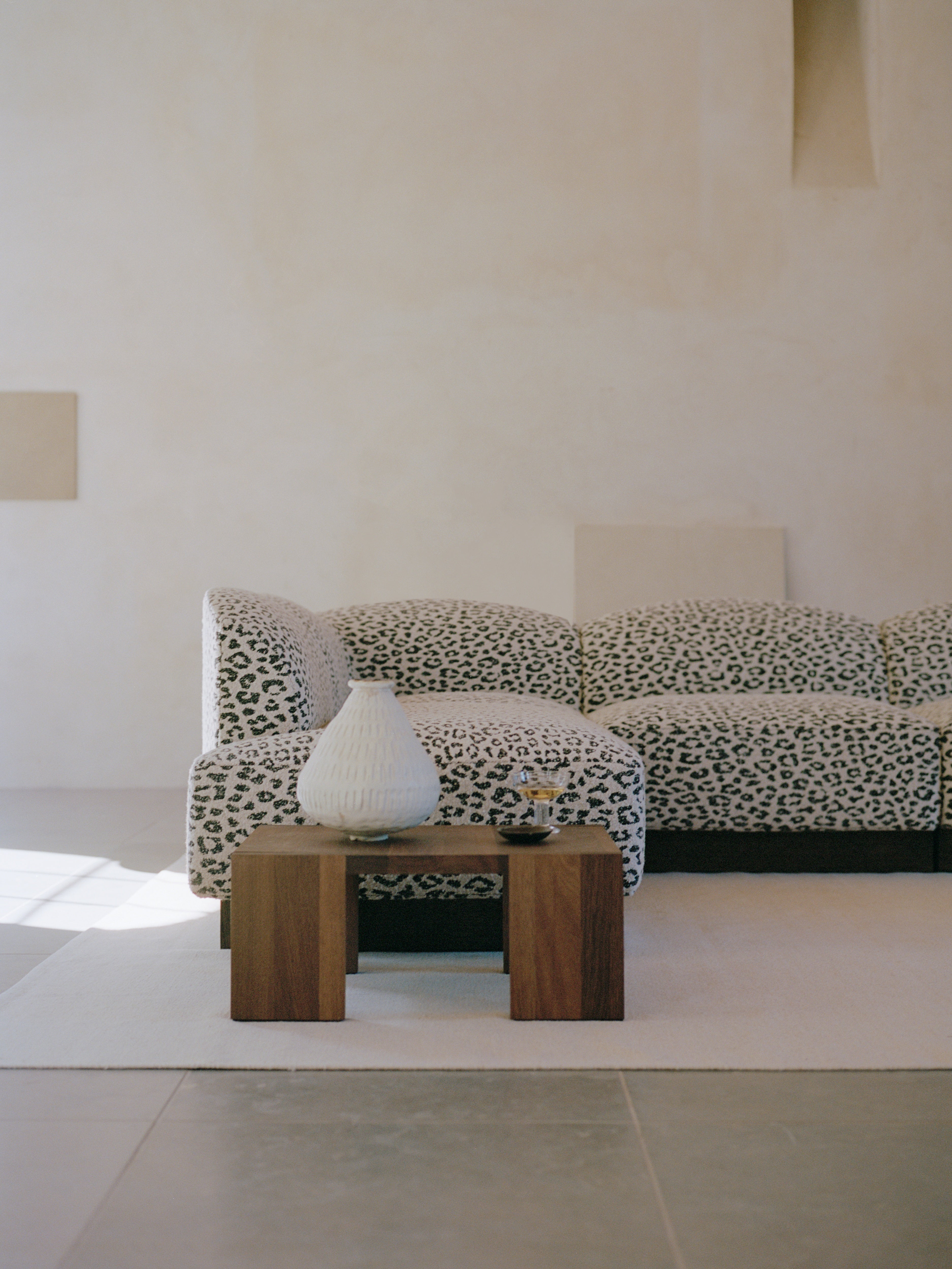 Kaffeetisch TENON dunkles Eichenholz