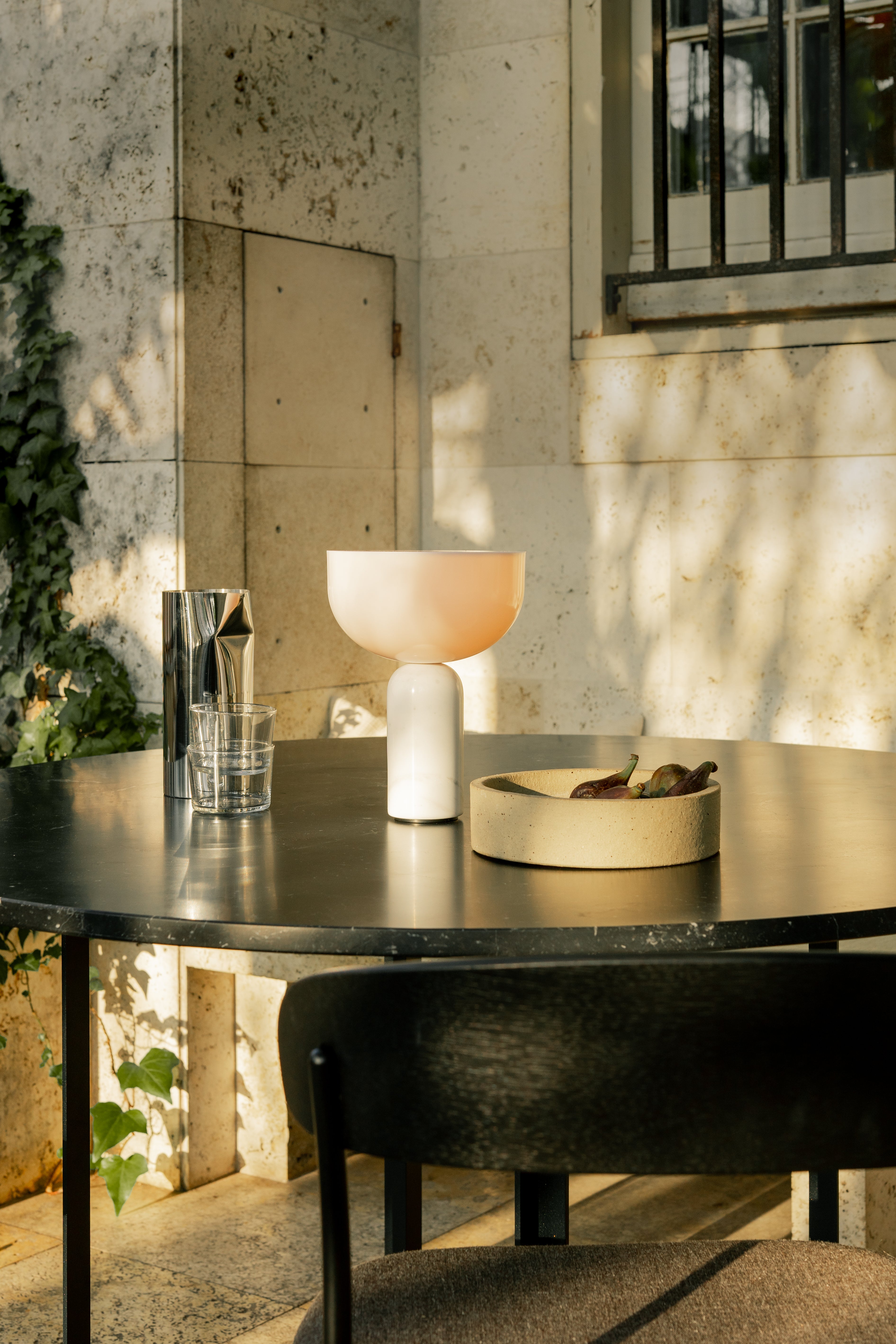 Tragbare Lampe KIZU aus weißem Marmor
