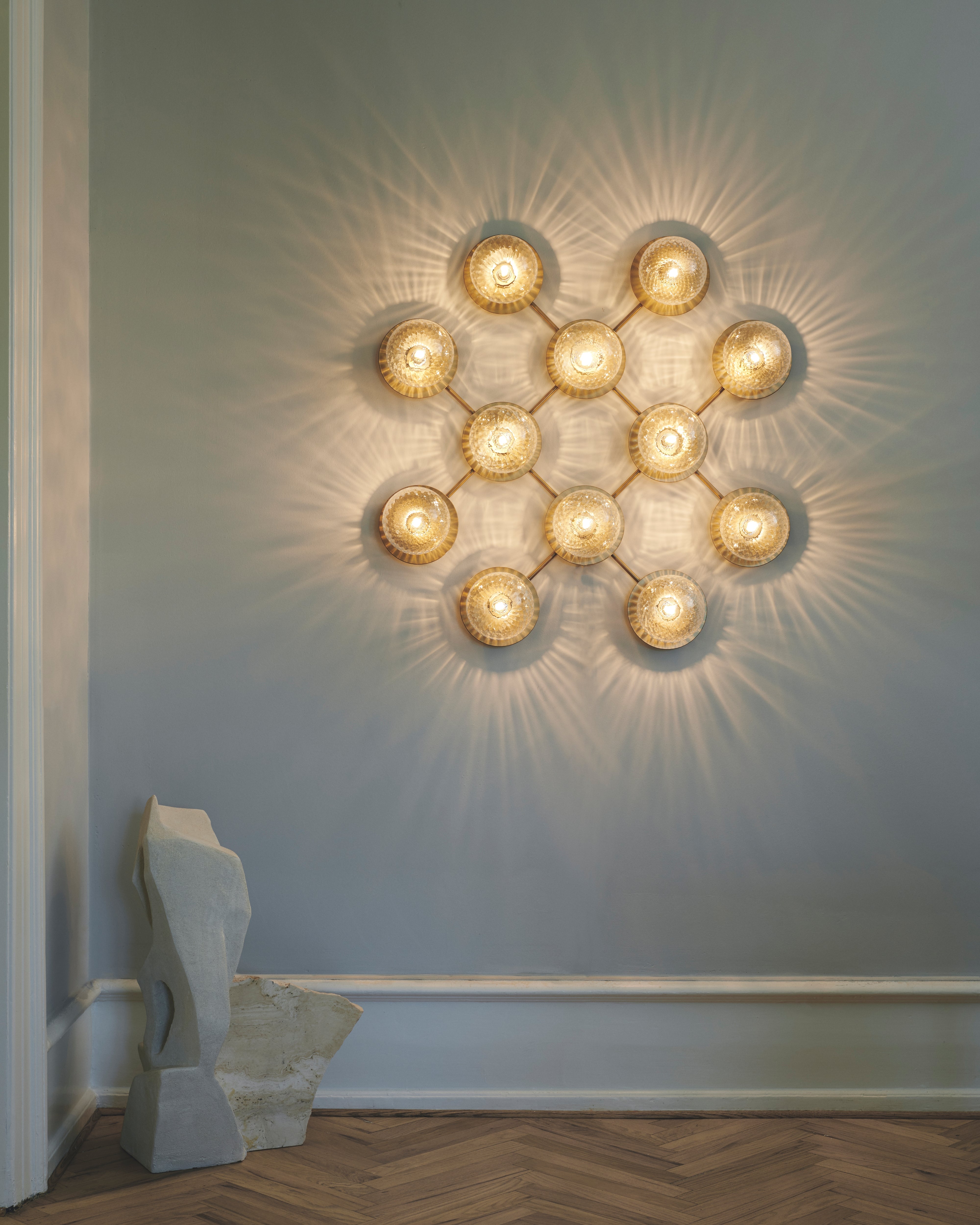 Wandleuchte LIILA 12 Gold mit transparentem Glas