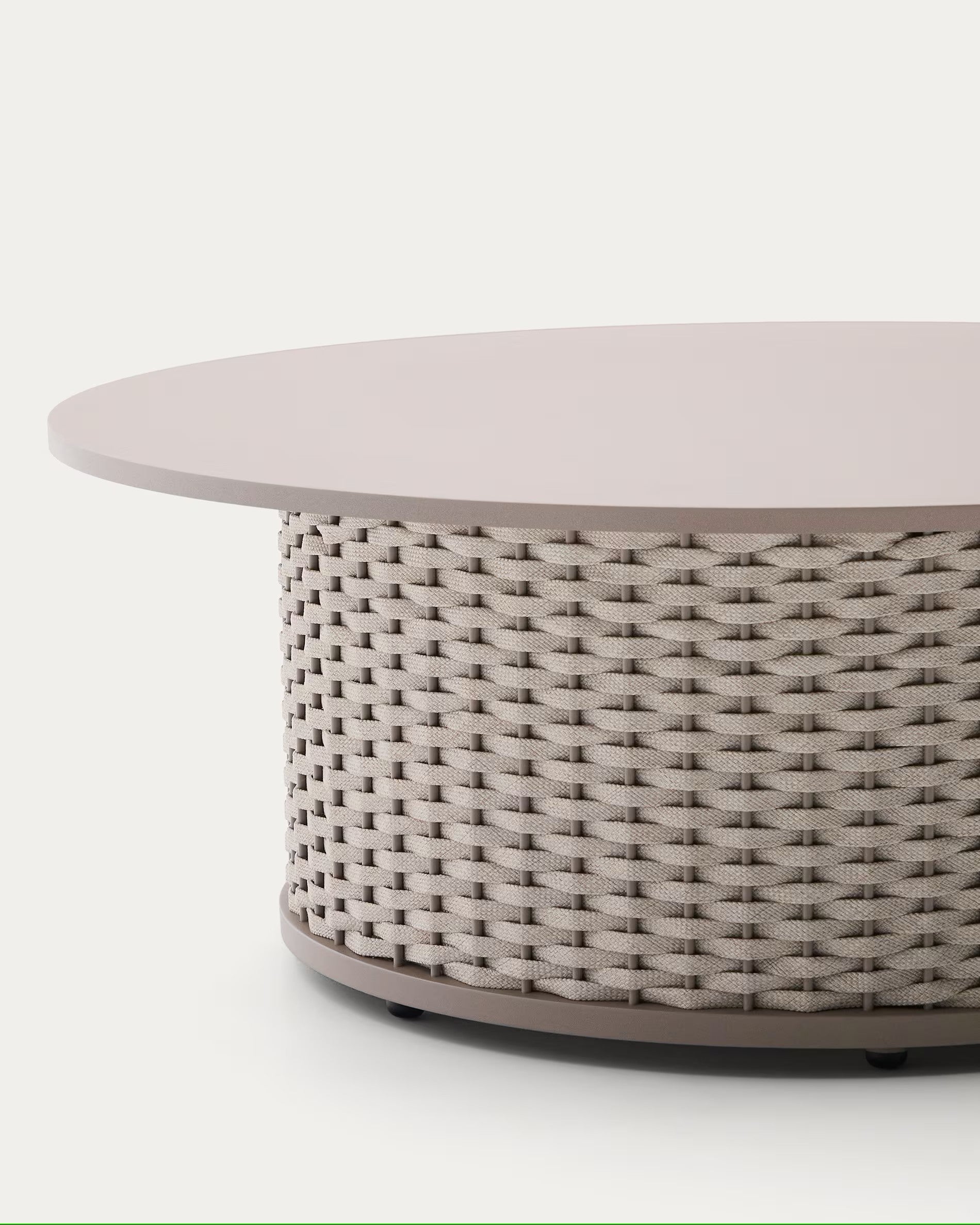 Sedalis beige garden coffee table