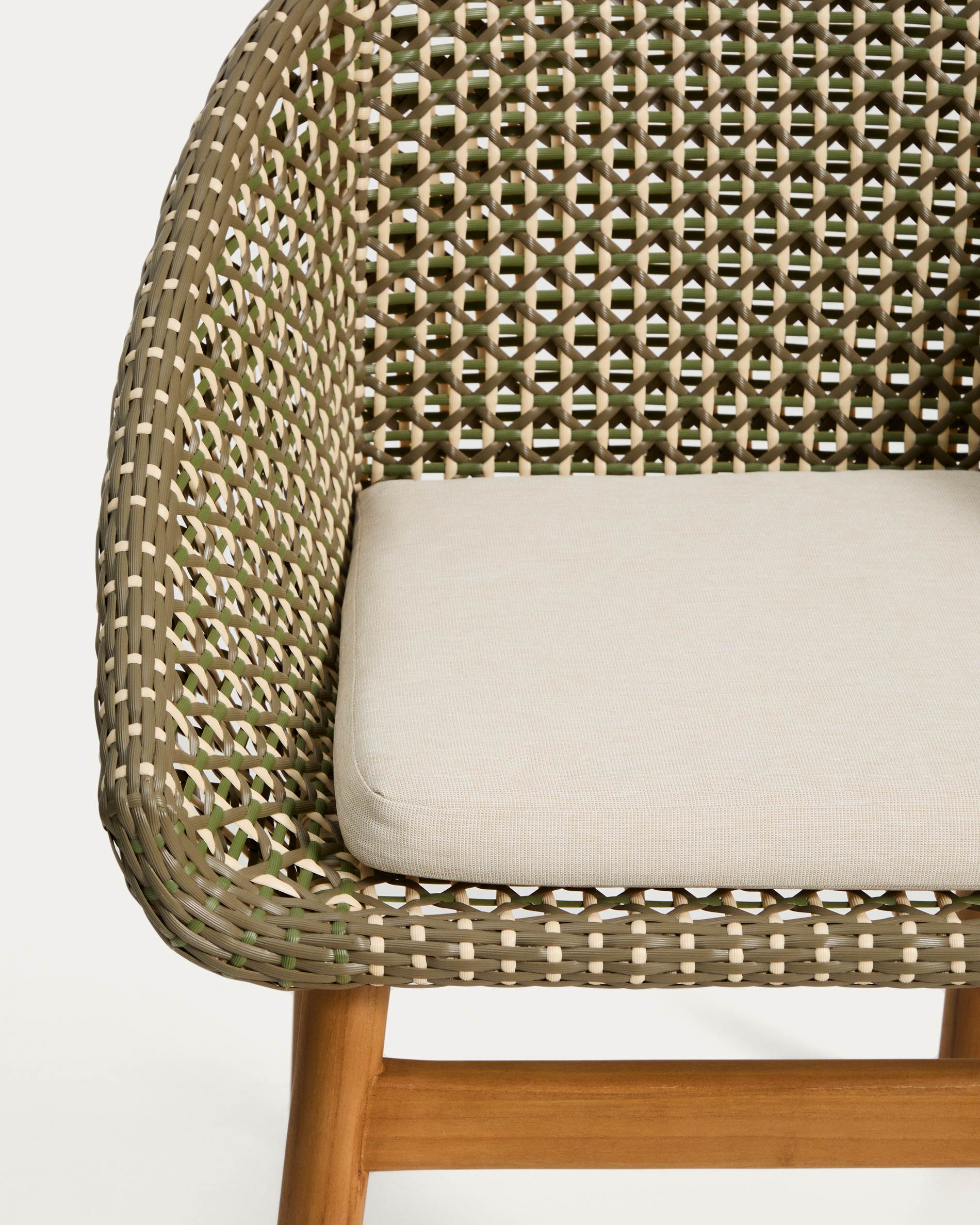 OLBIA Garden Chair in Synthetic Rattan and Teak Wood