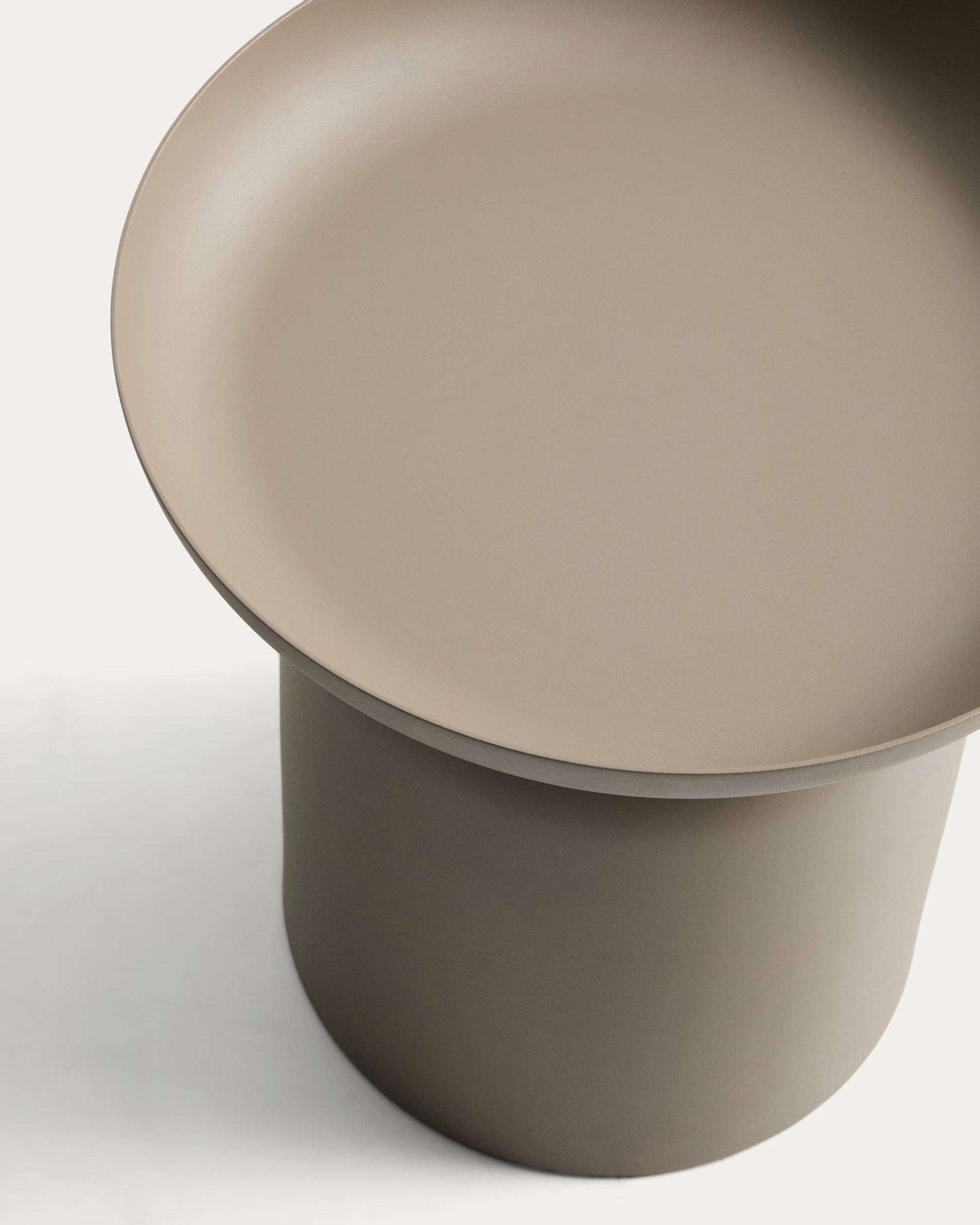 ARCOLA taupe garden side table