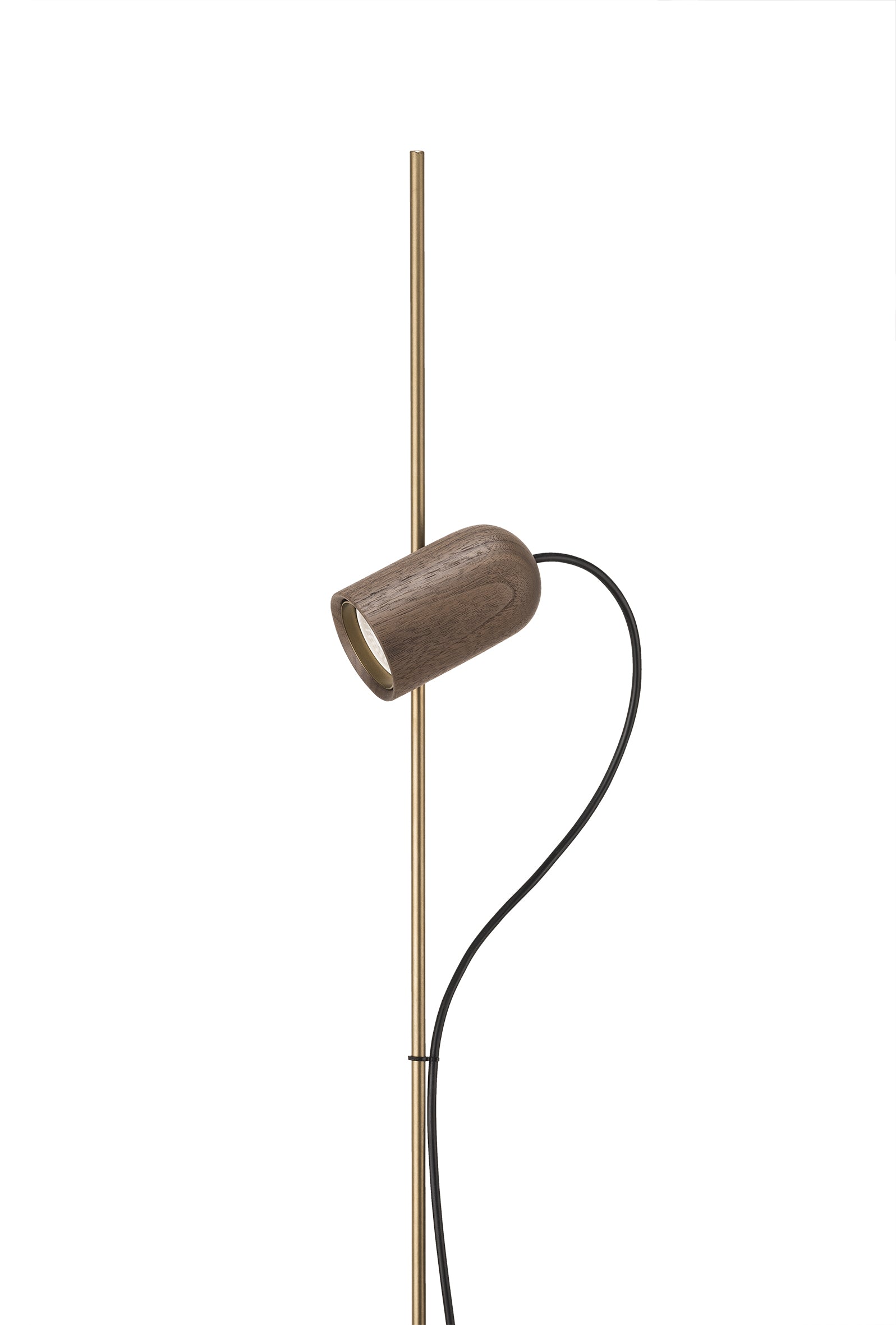 Stehlampe ONFA Nussbaum mit messingfarbener Oberfläche