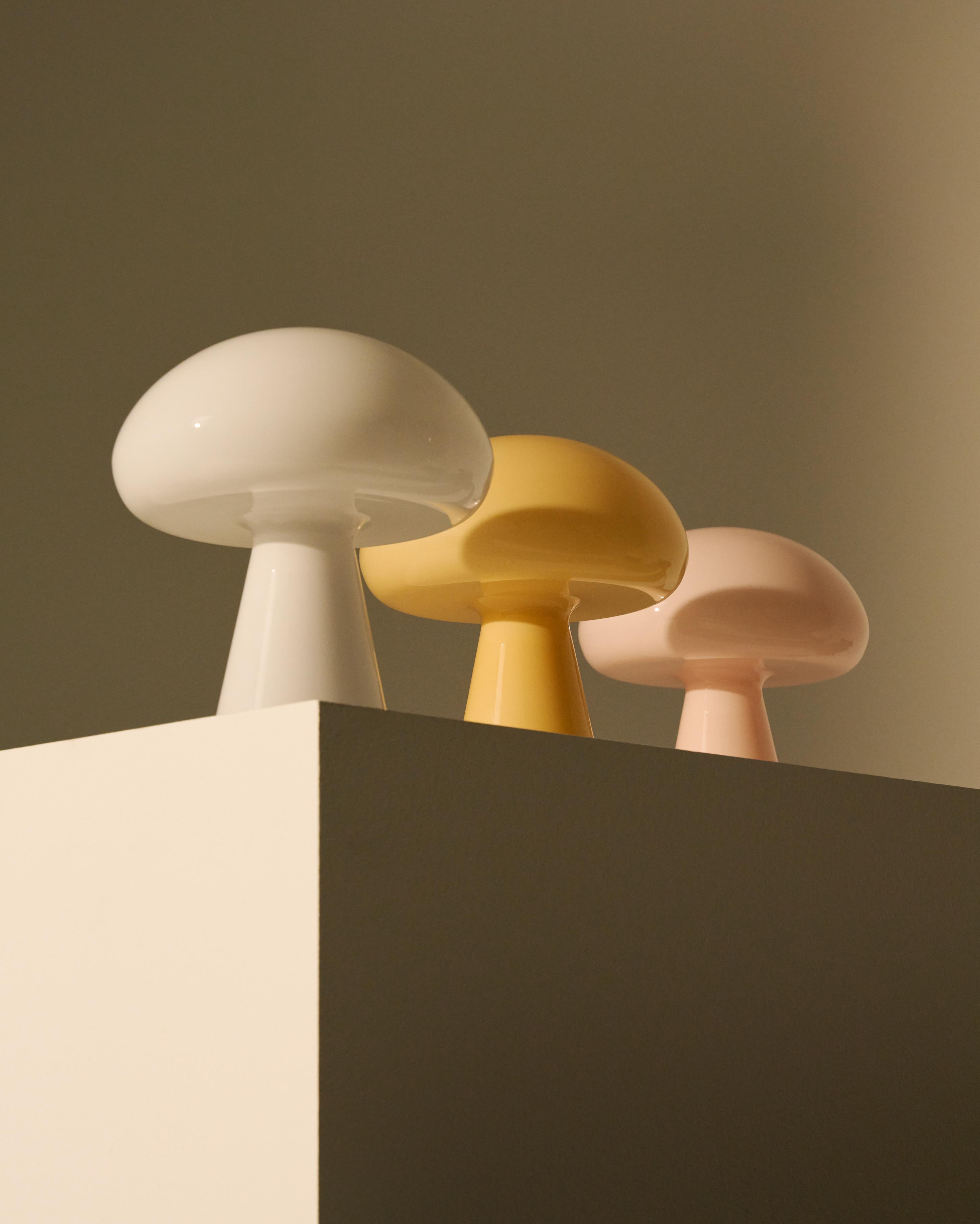 Tragbare Lampe OBELLO perlweiß