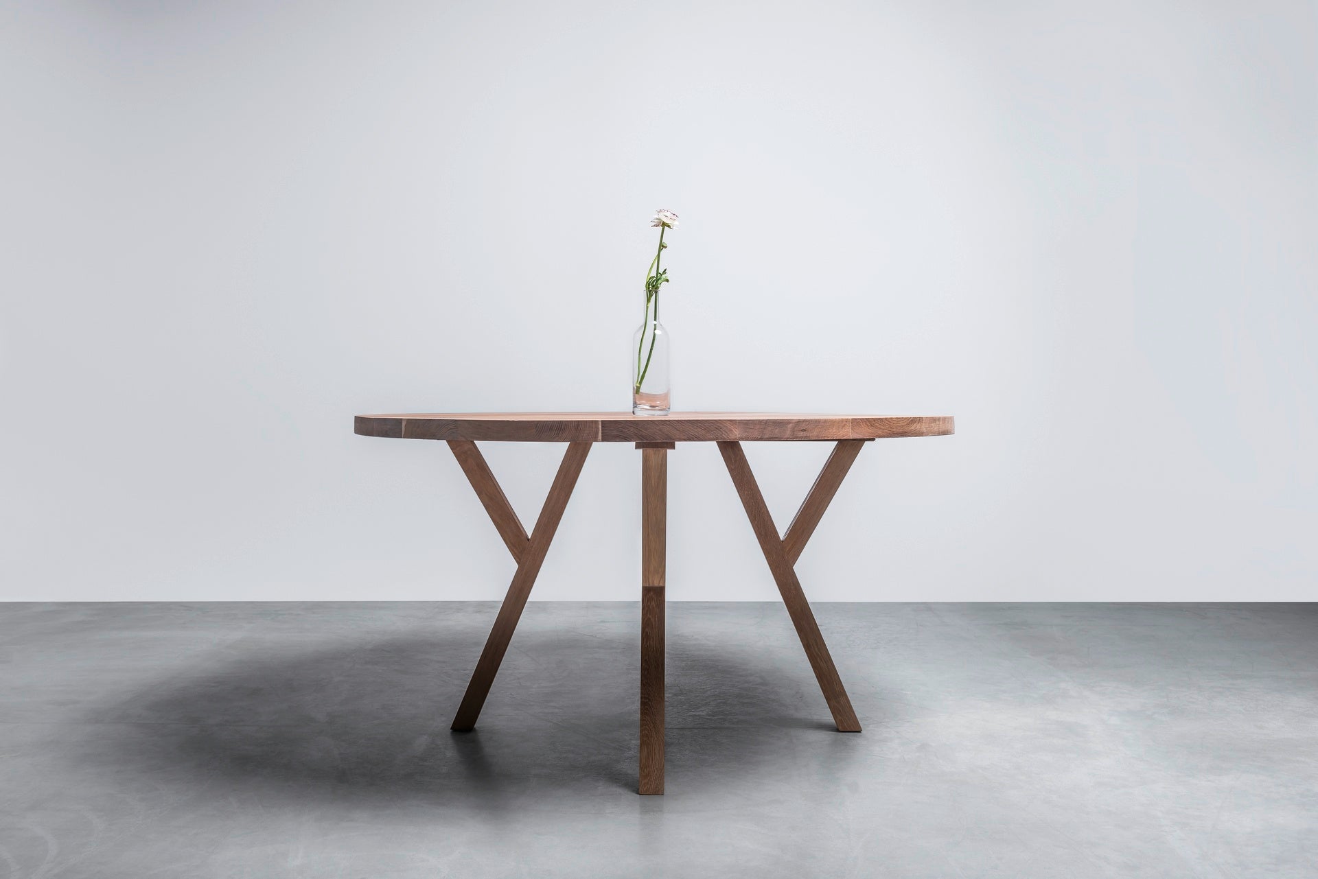 Round Table GLORIA Oak Wood