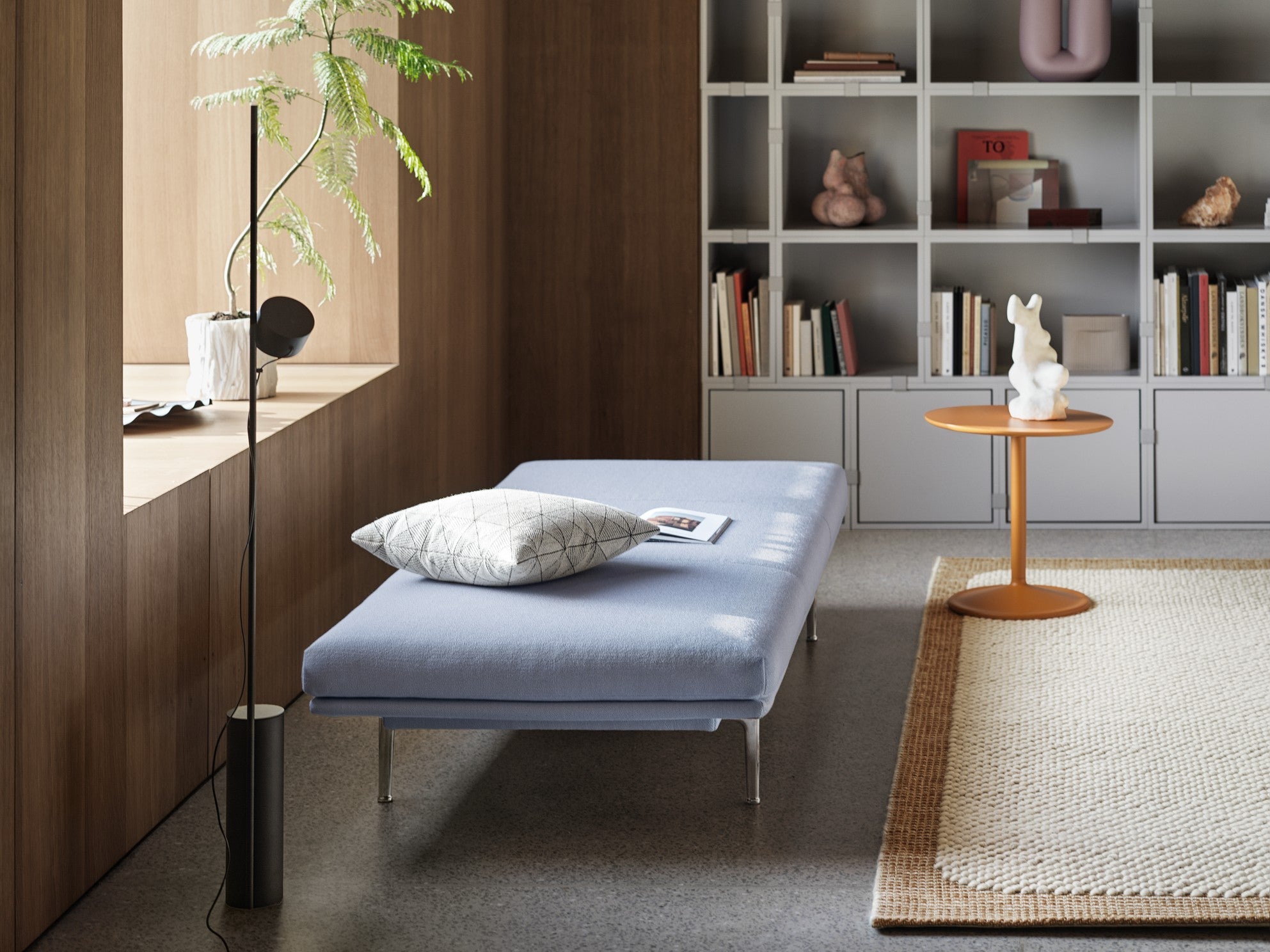 OUTLINE Customizable Bench