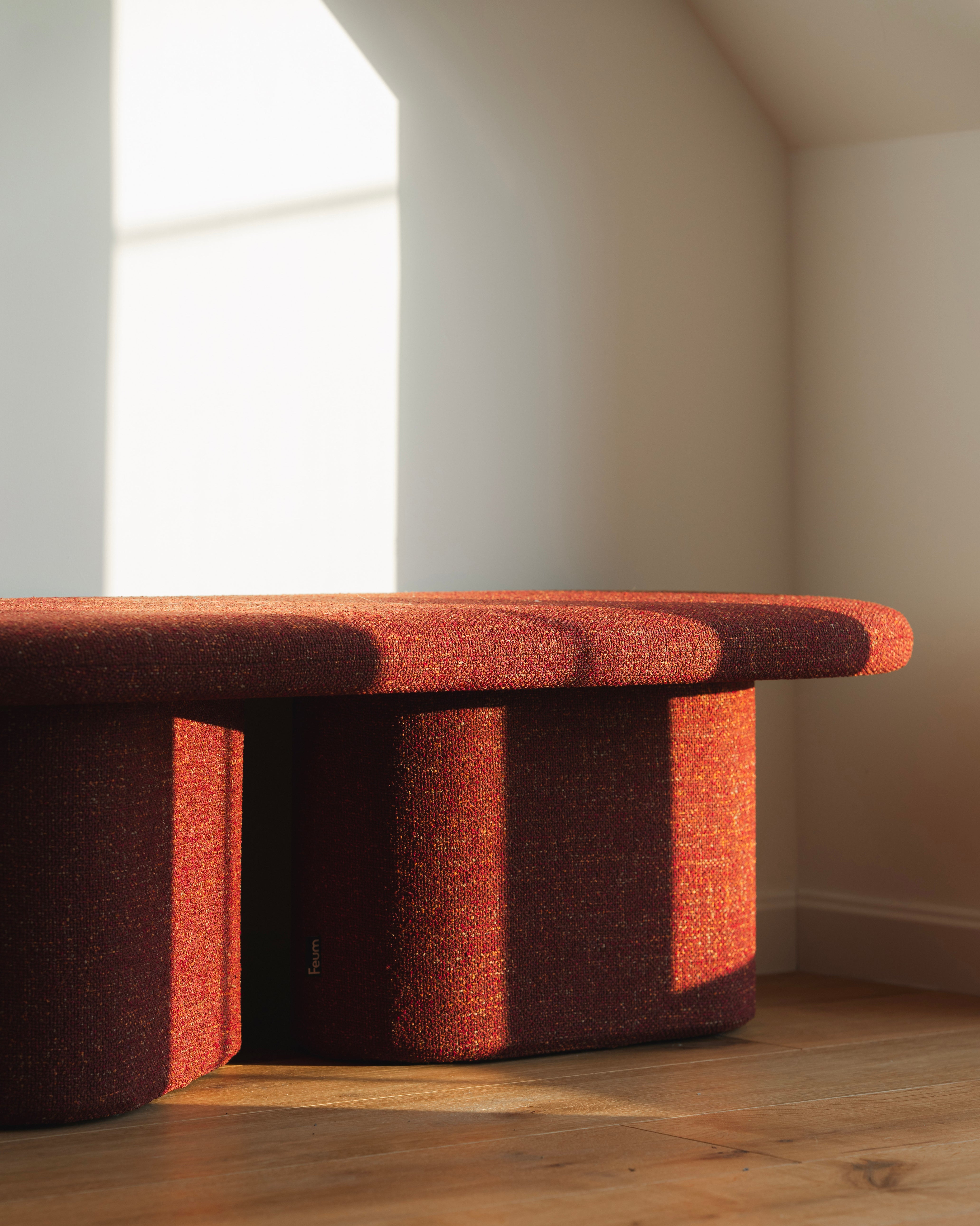 OVO bench chestnut red [Amelia]