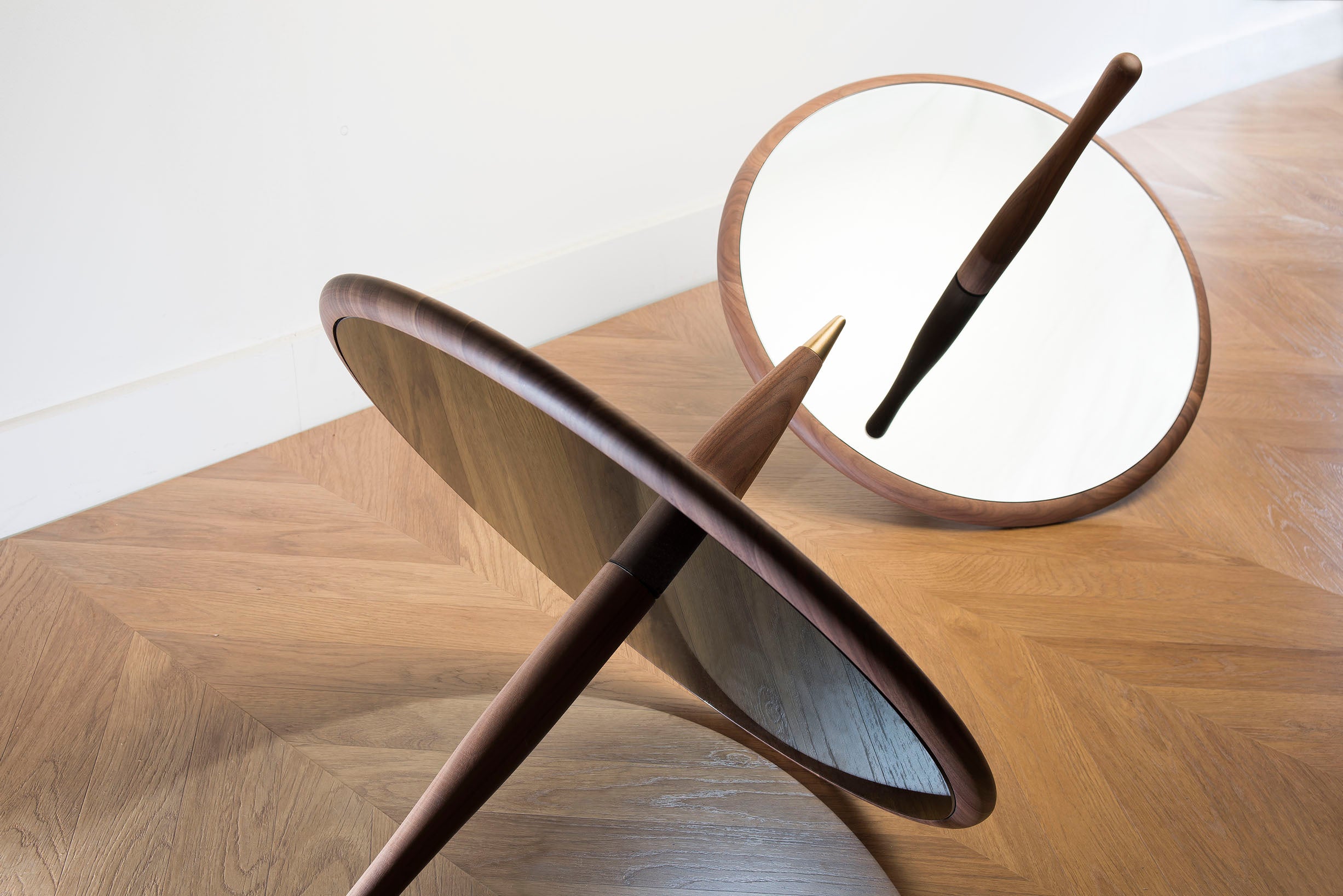 Dekorationsspiegel PEONZA Nussbaumholz