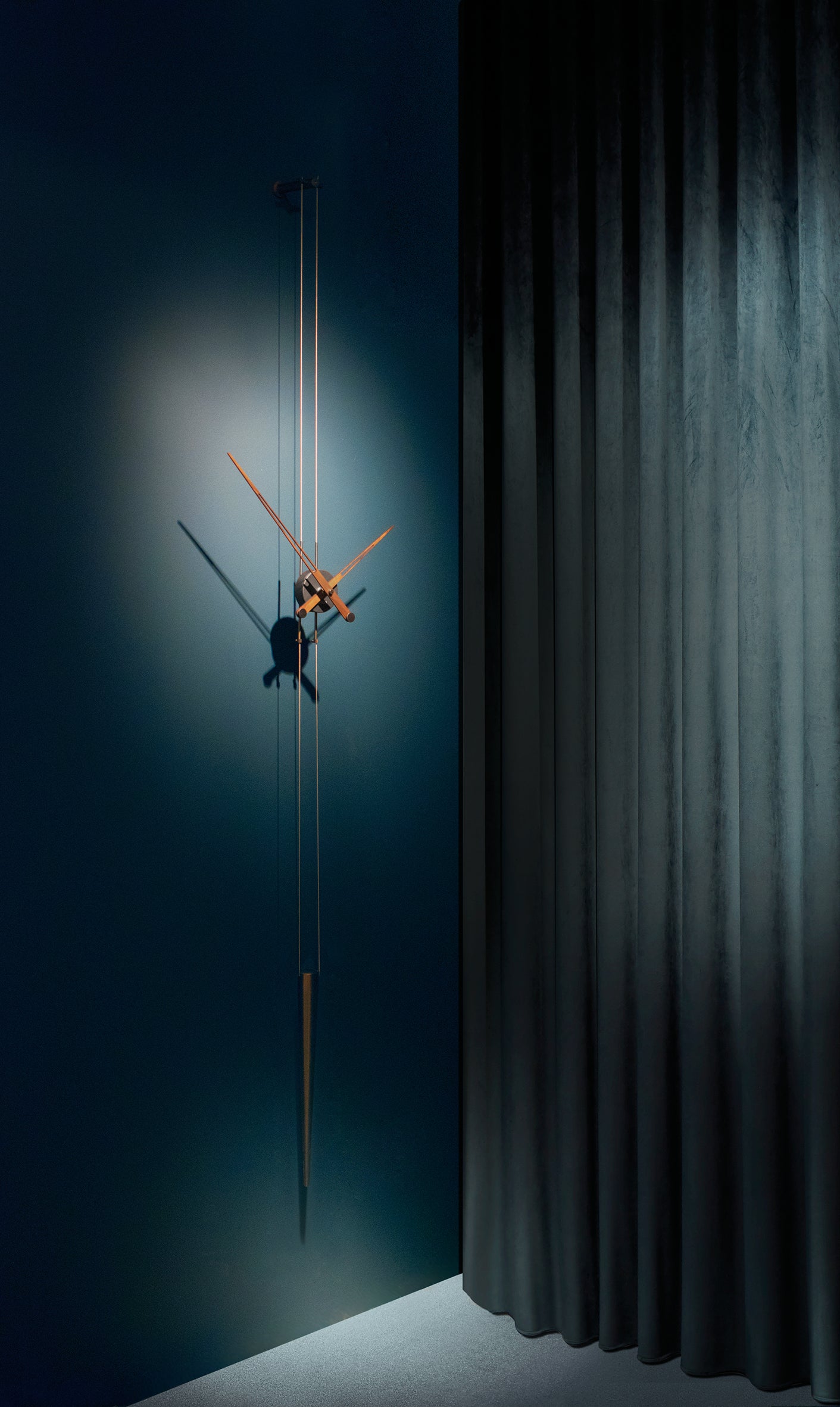 Hanging Clock PENDULO Walnut Wood with Graphite