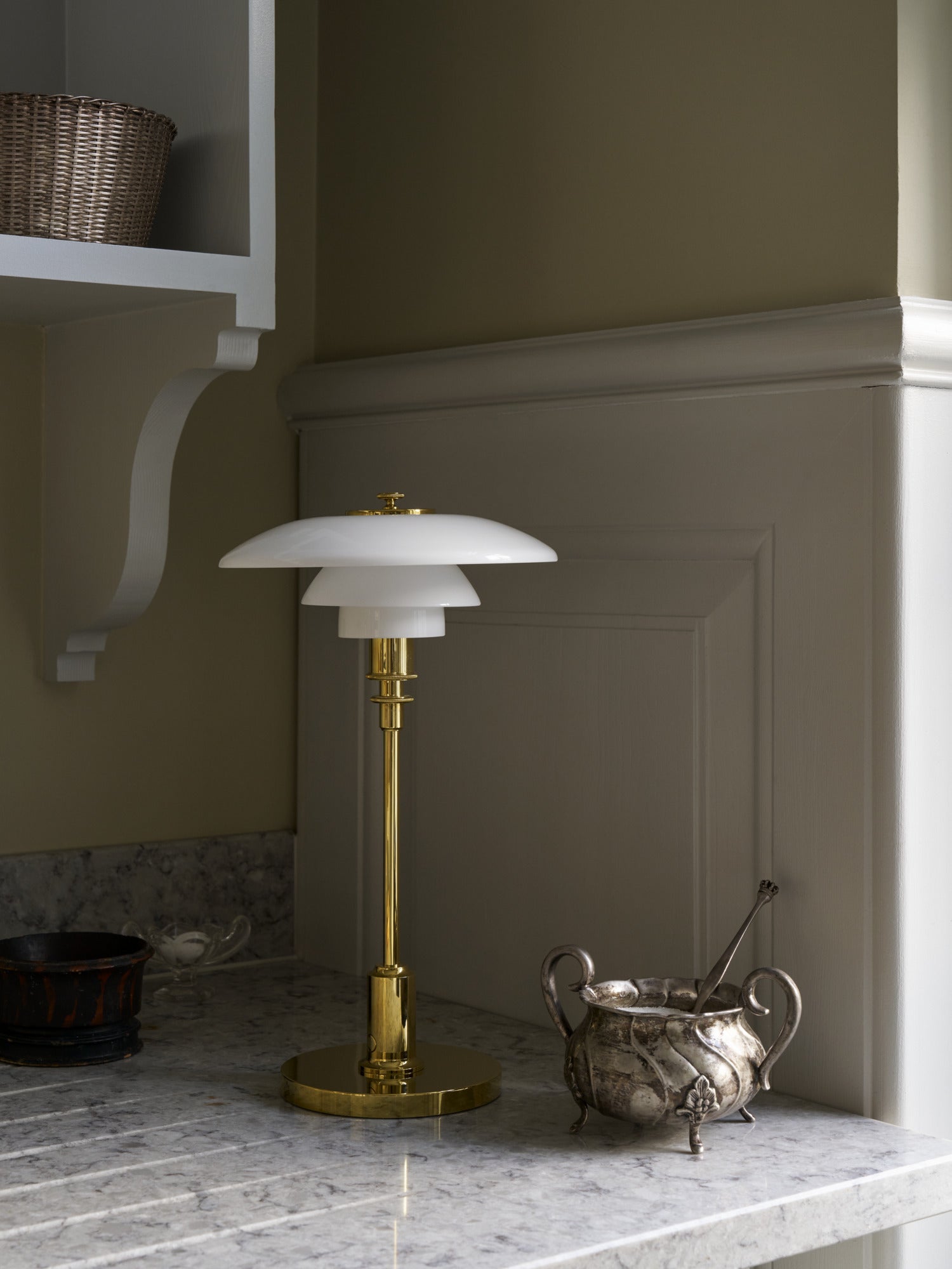 Portable lamp PH 2/1 white with brass base