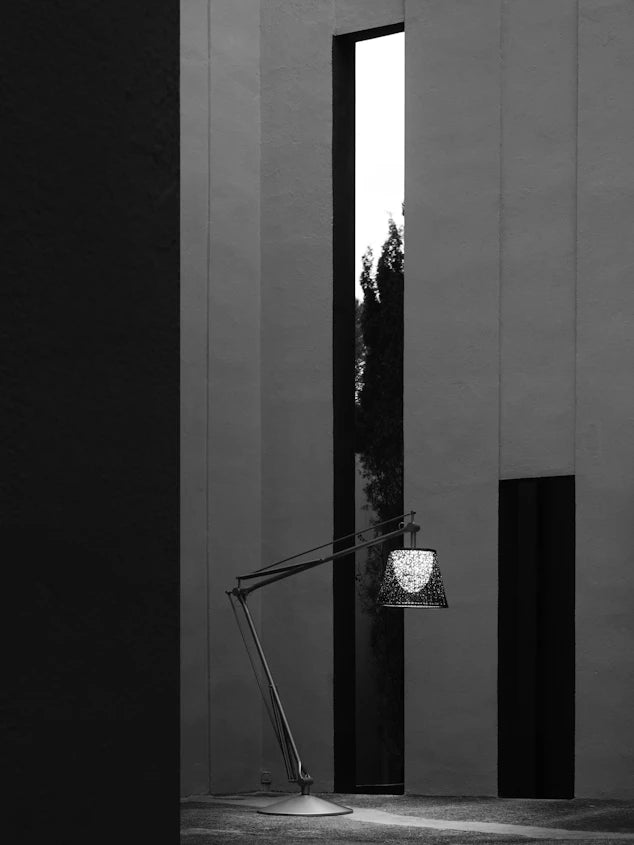 Stehlampe für den Außenbereich SUPERARCHIMOON schwarz