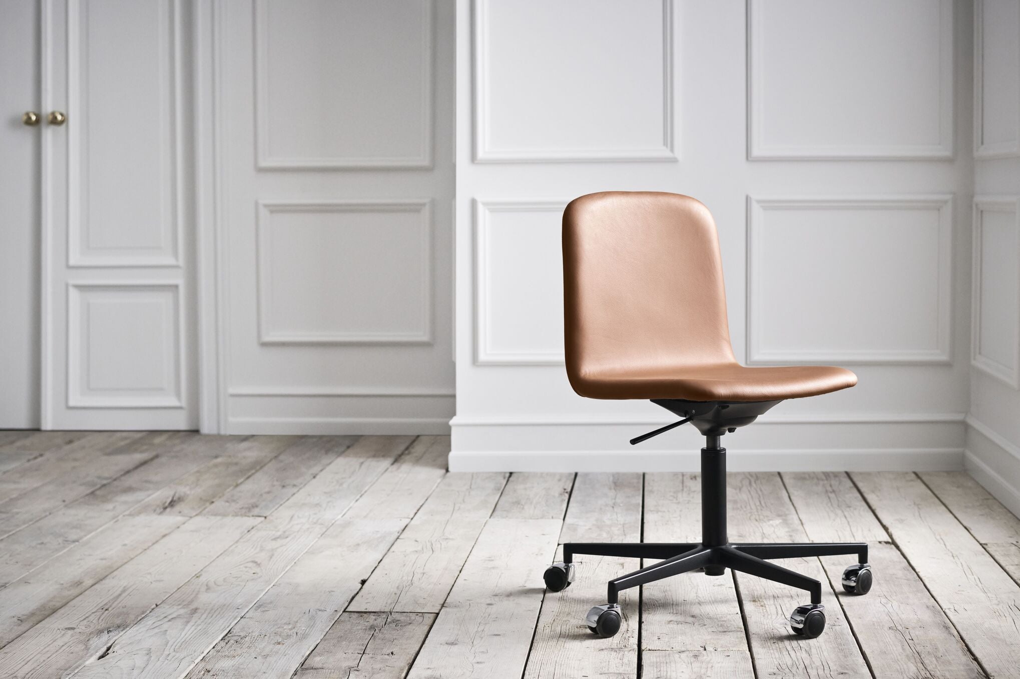 Palm office chair bleached veneer with a metal base