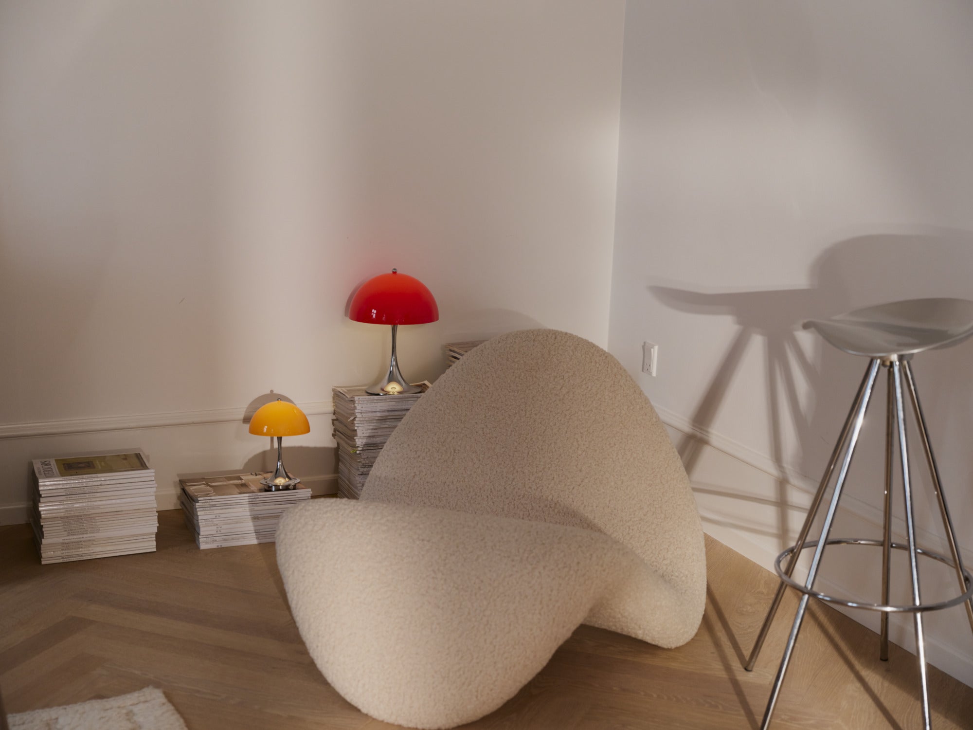 Portable Lamp PANTHELLA 250 red with chrome base