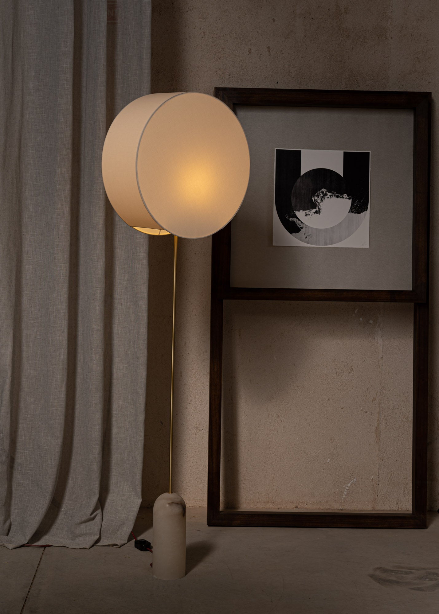 Pendulum Floor Lamp White Alabaster