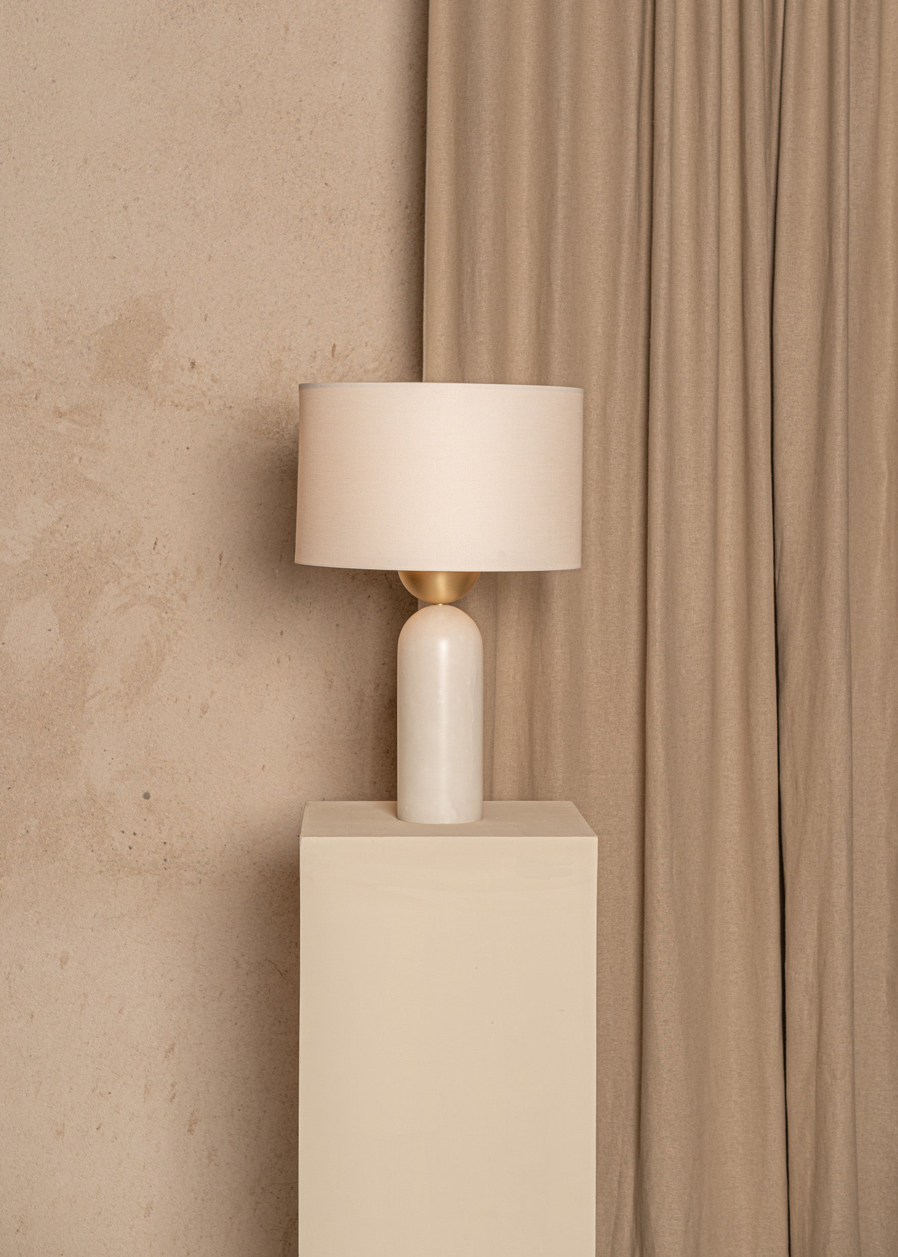 Tischlampe PEONA weißer Alabaster