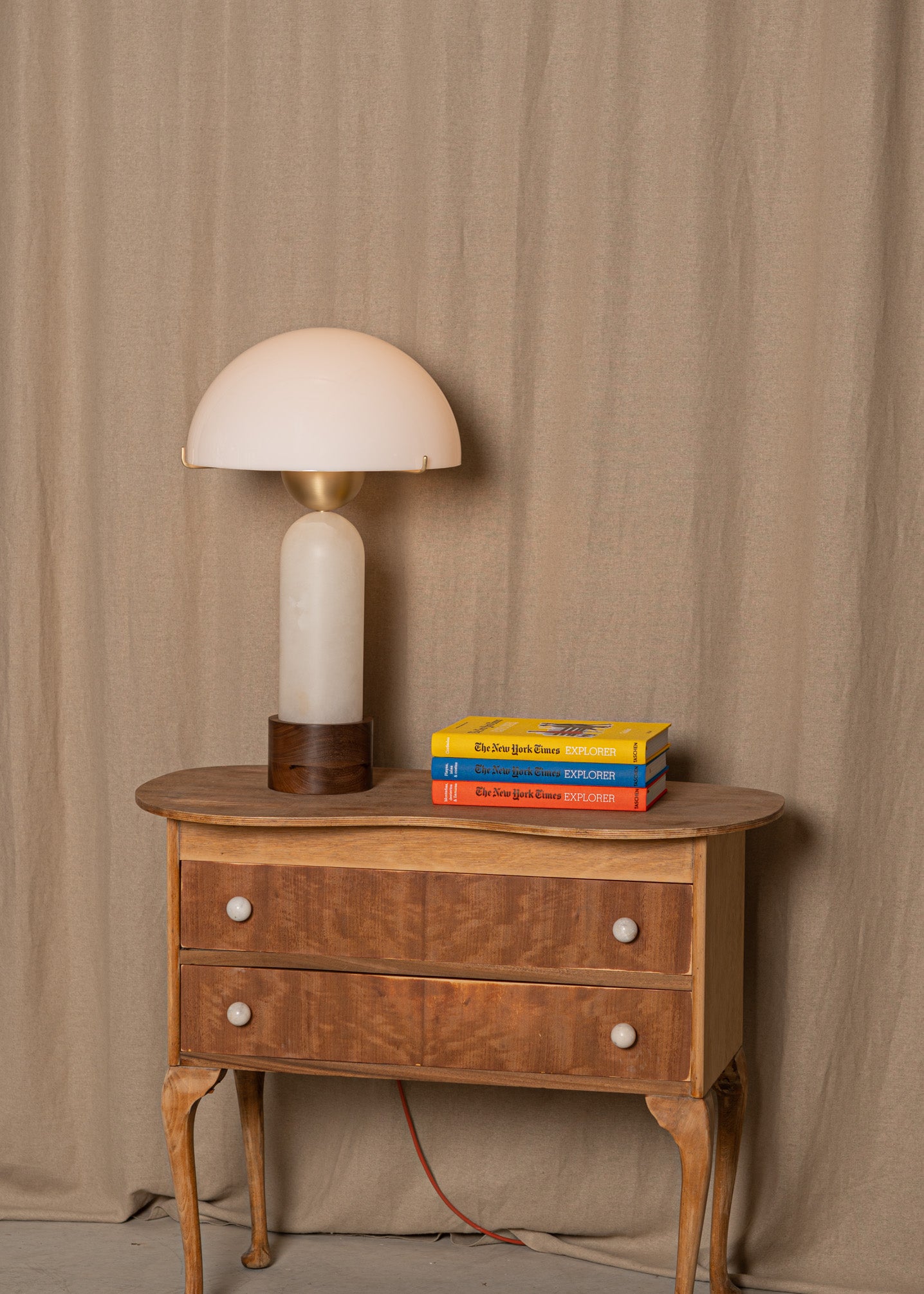 Tischlampe PEONO weißer Alabaster