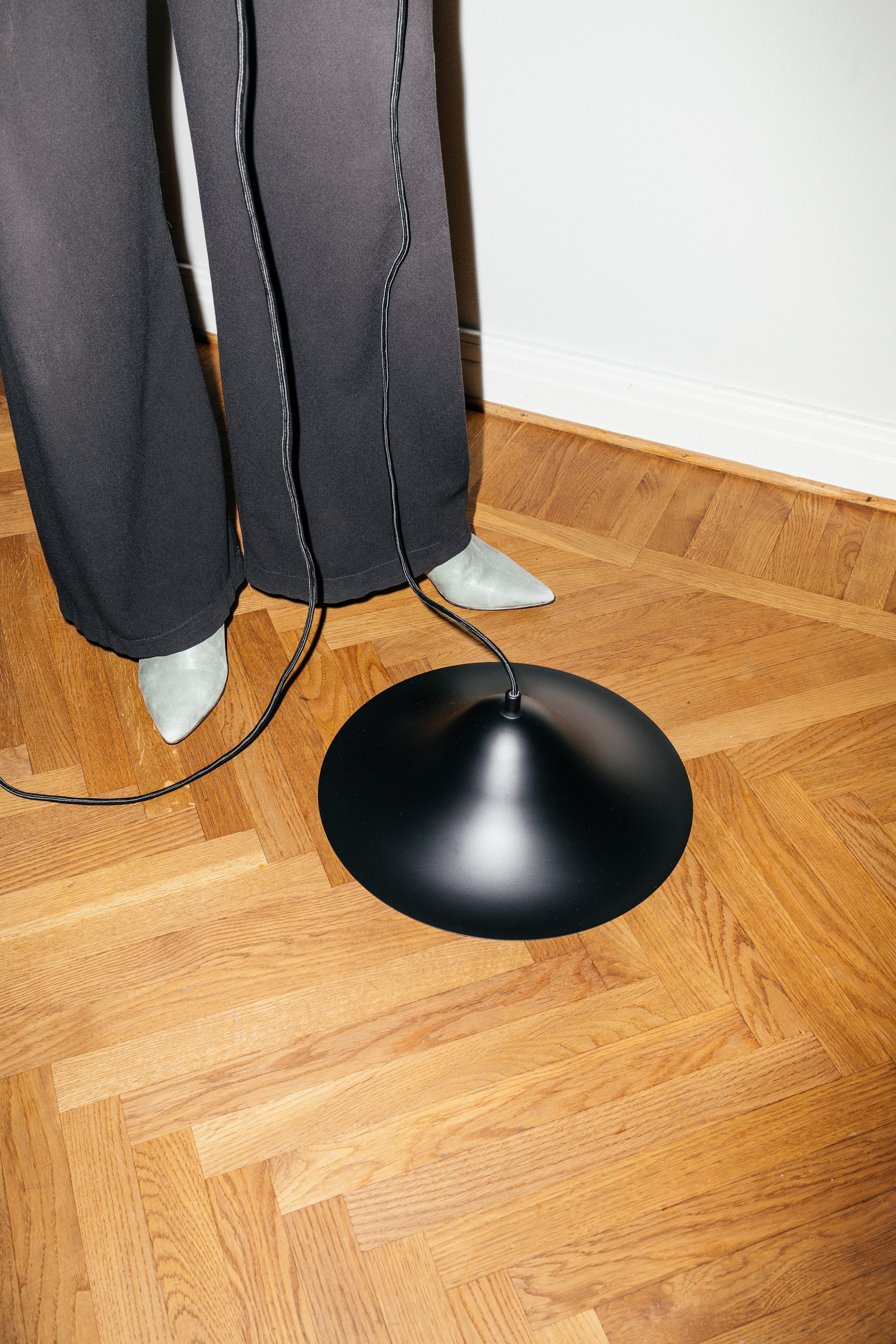 HANS black pendant lamp