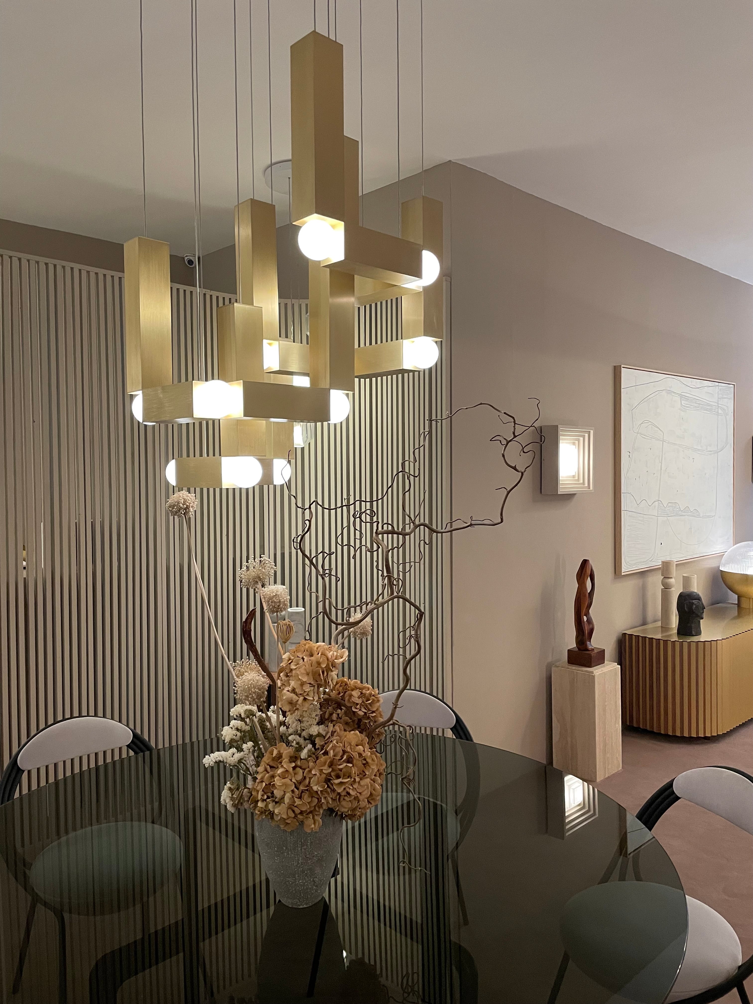 Pendelleuchte VESPER QUATTRO mit opalisiertem Schirm und silbernem Finish