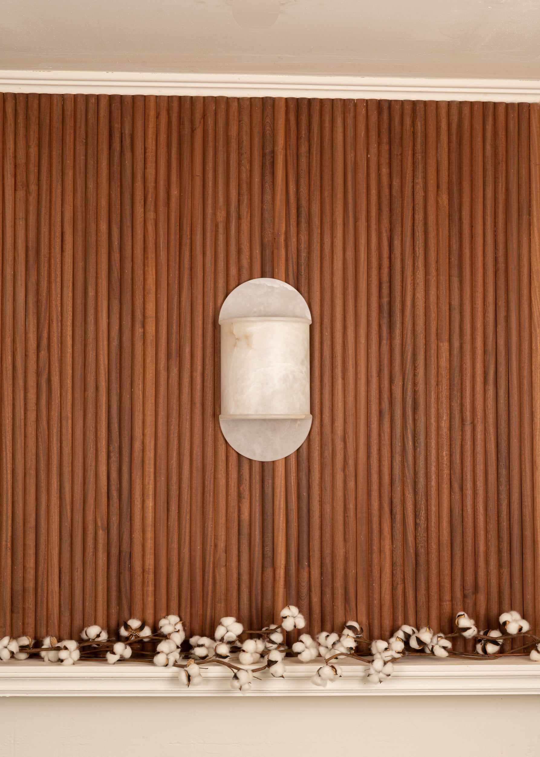 Wall lamp PILOLO white alabaster