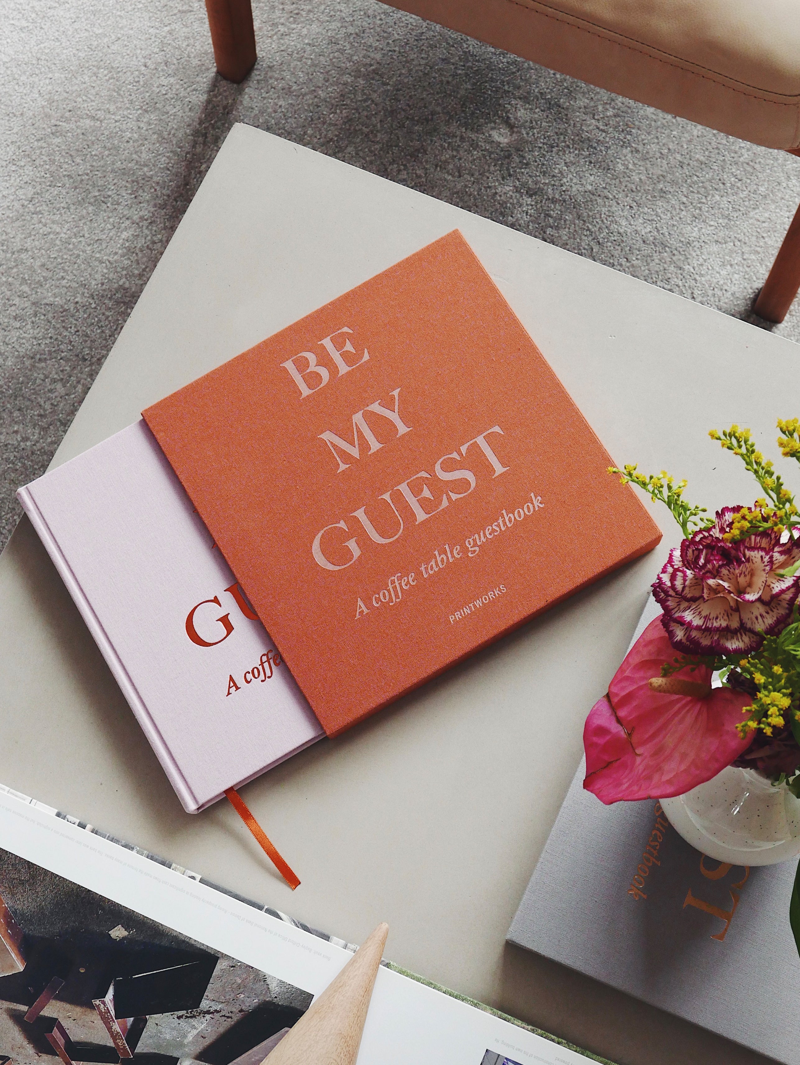 BE MY GUEST Guest Book red with pink