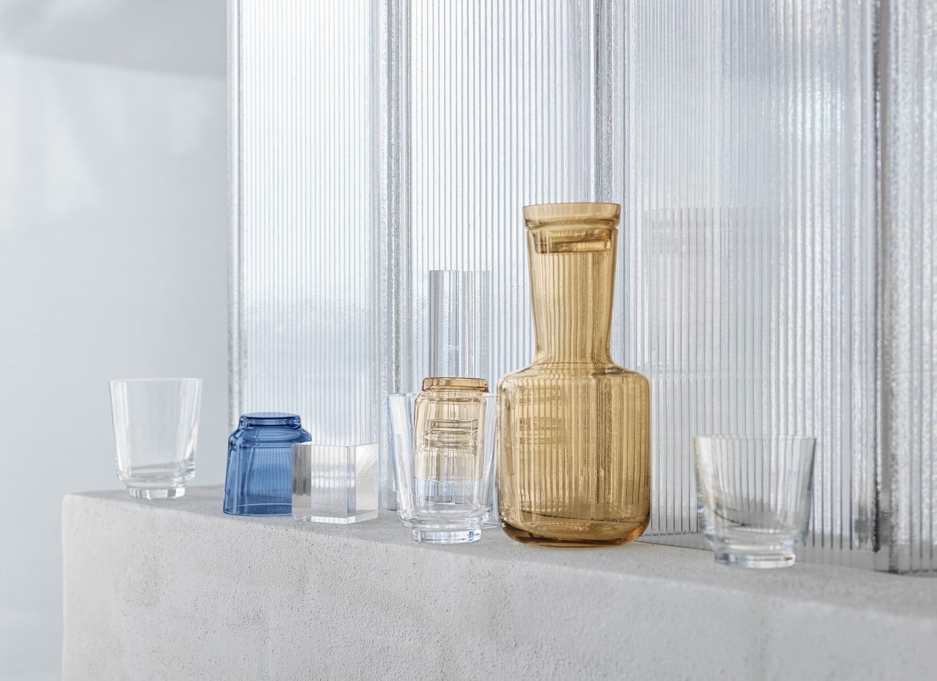RAISE Transparent Glasses Set