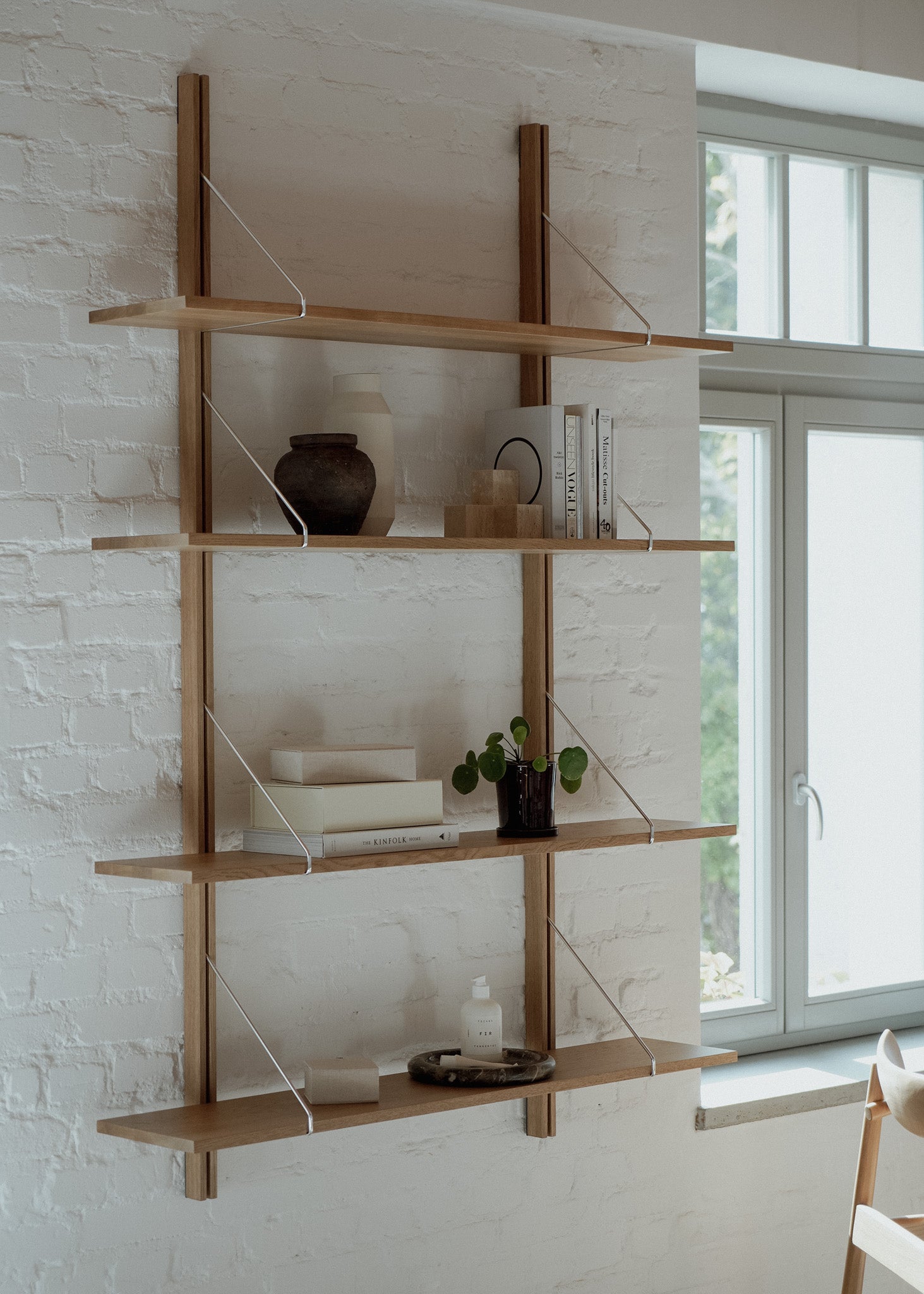 Wandregal RODD aus Eichenholz