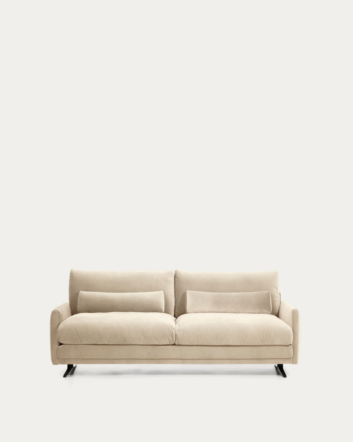 Sofa 3-osobowa VELIRO perłowy aksamit z czarnymi metalowymi nogami – Kave Home