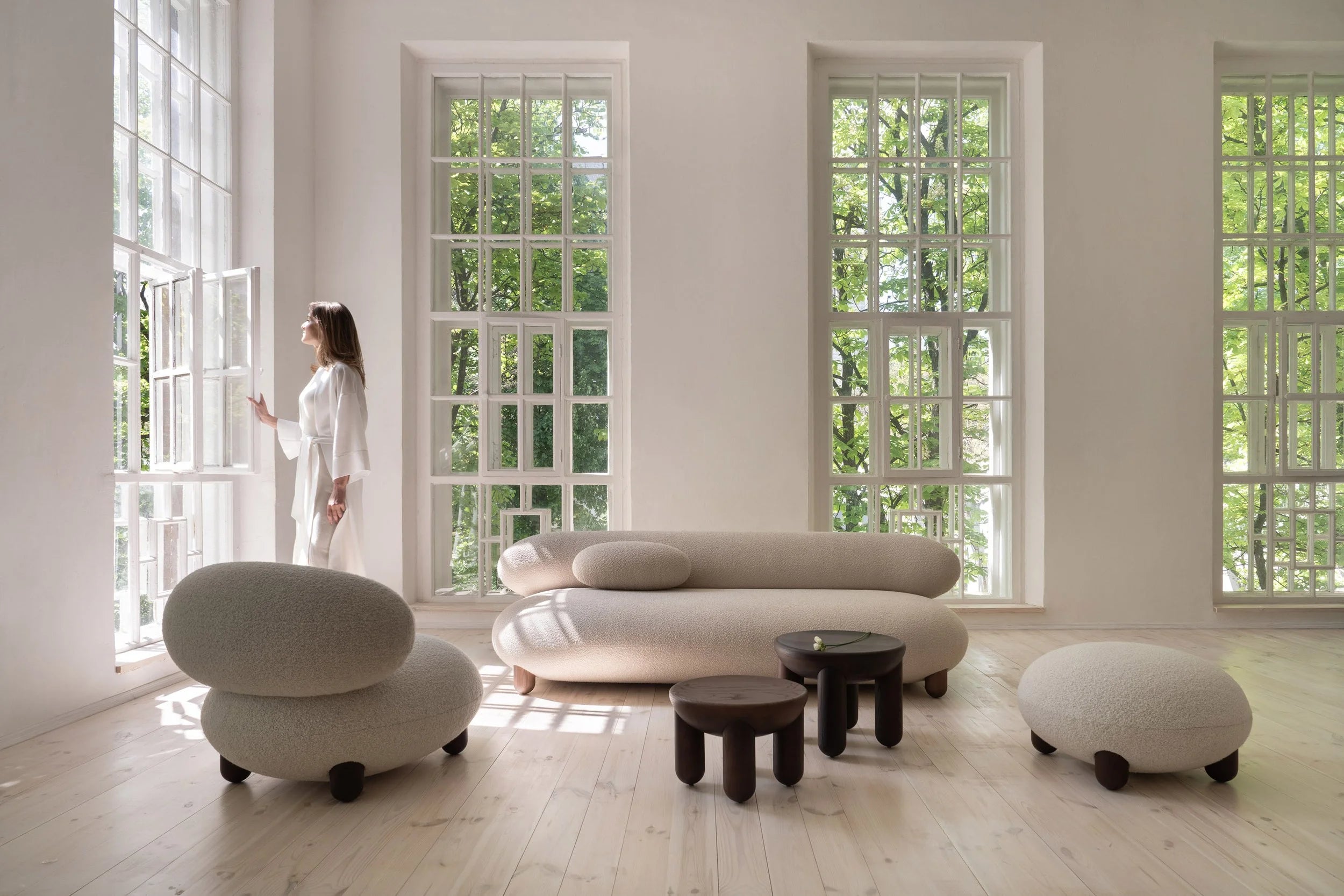 Sofa FLOCK gepolstert mit Holzgestell