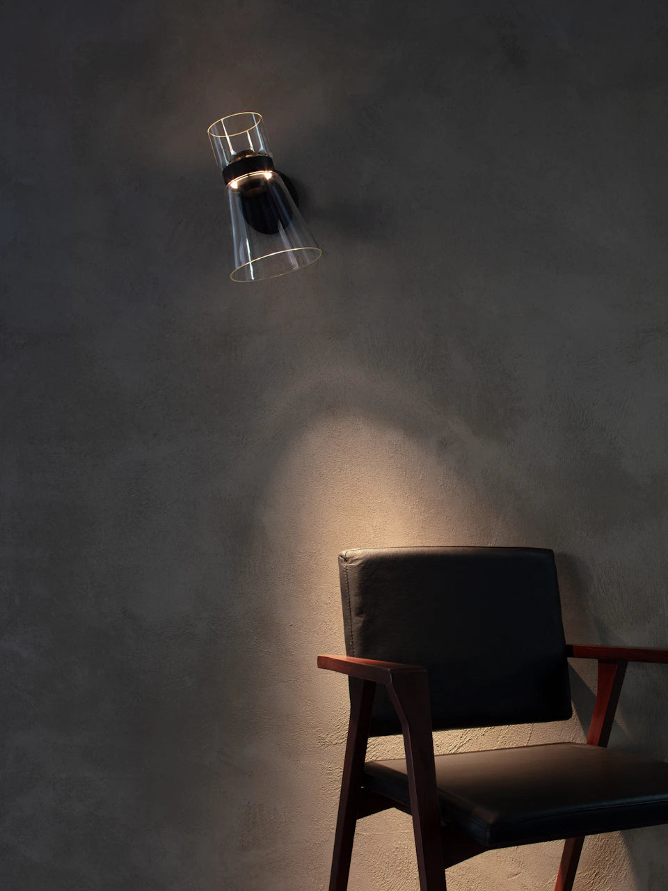 Wandlampe NOCTURNE CONE silber