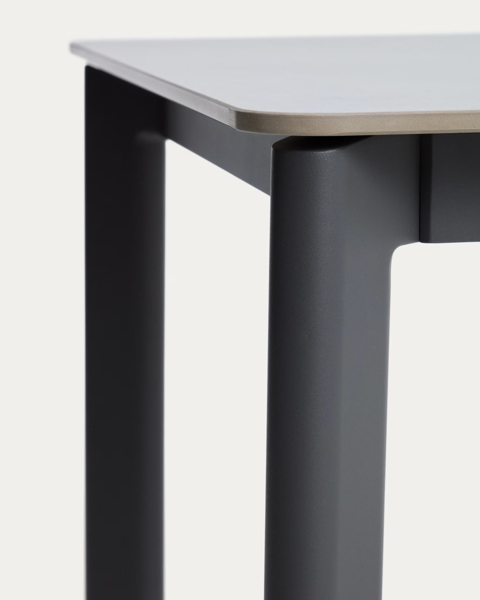 ANAFI Graphite Garden Table