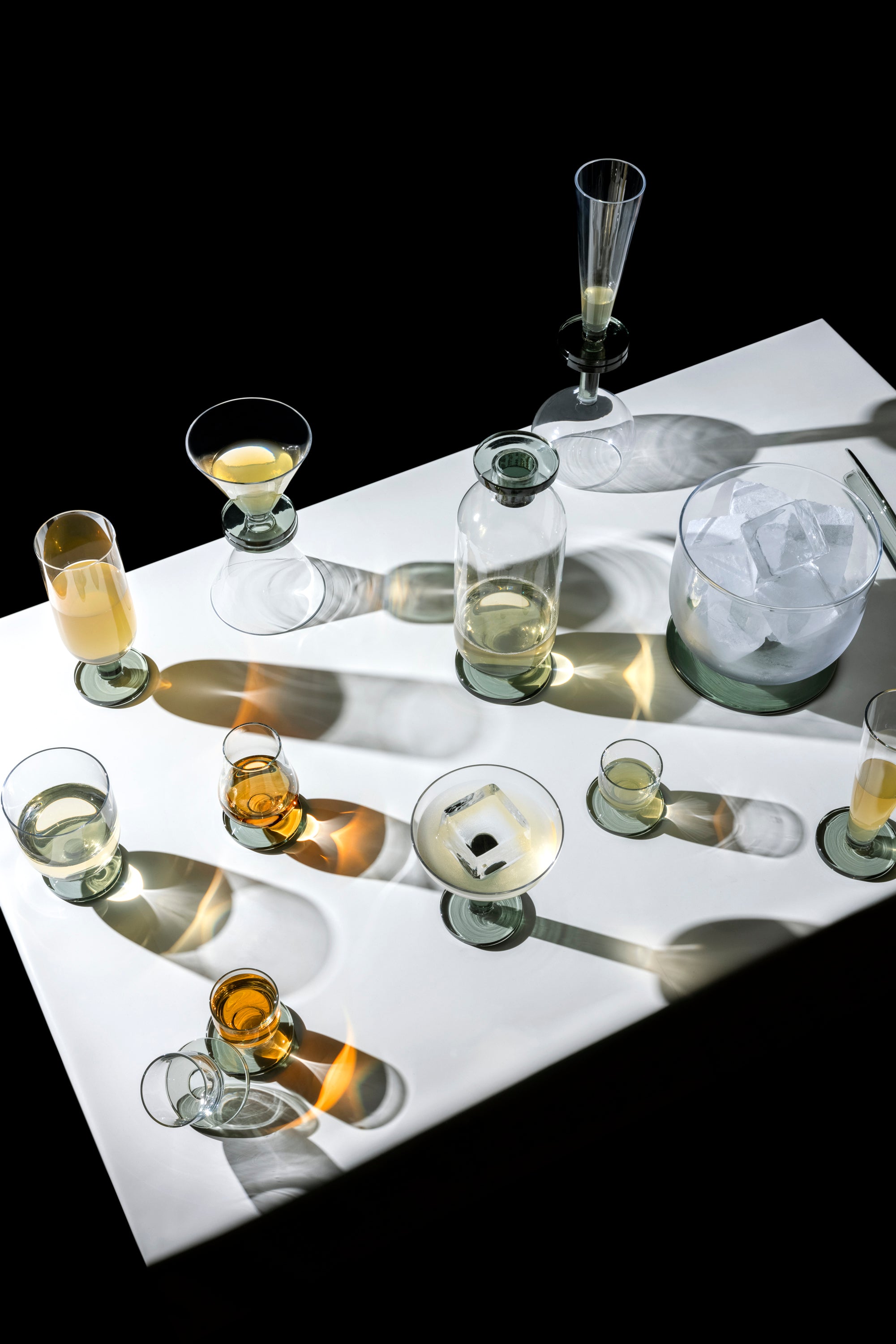 Puck Nosing Glass Set