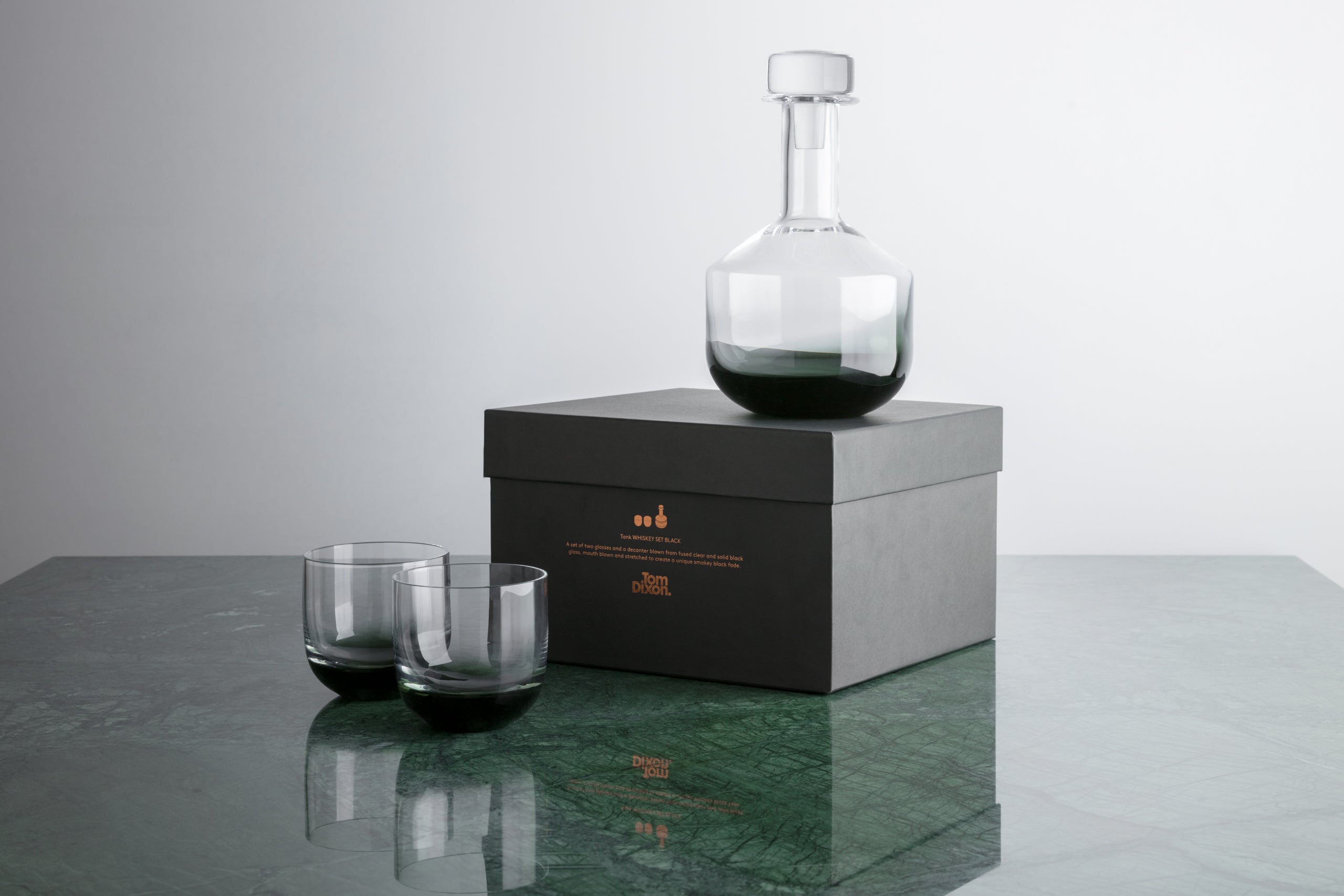 Carafe tank black inflatable glass