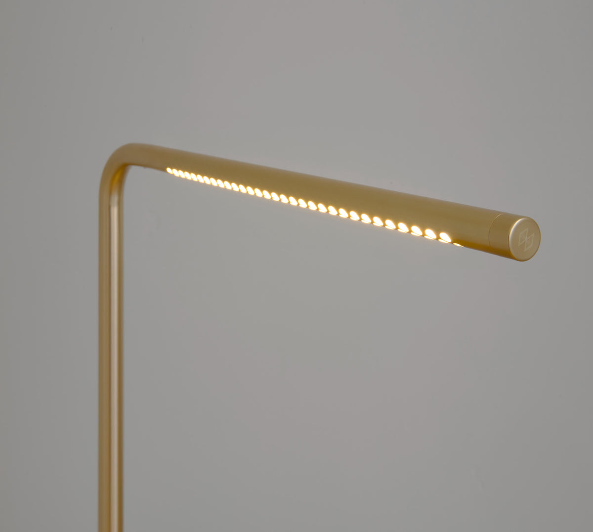 Goldene OMNI Tischlampe
