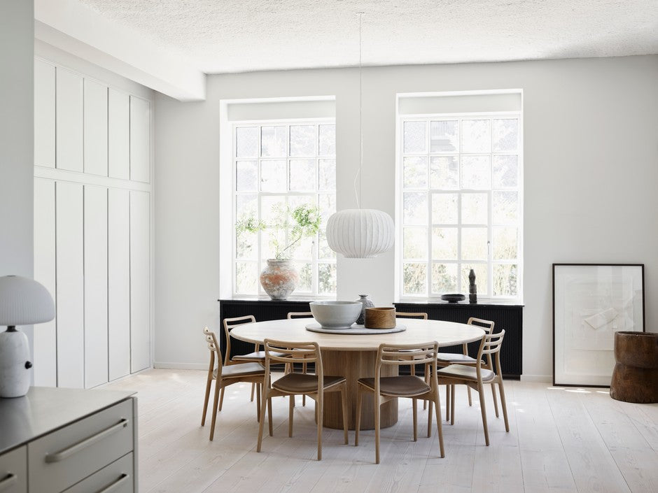 Stuhl CABIN karamelbraunes Leder mit heller Eichenbasis