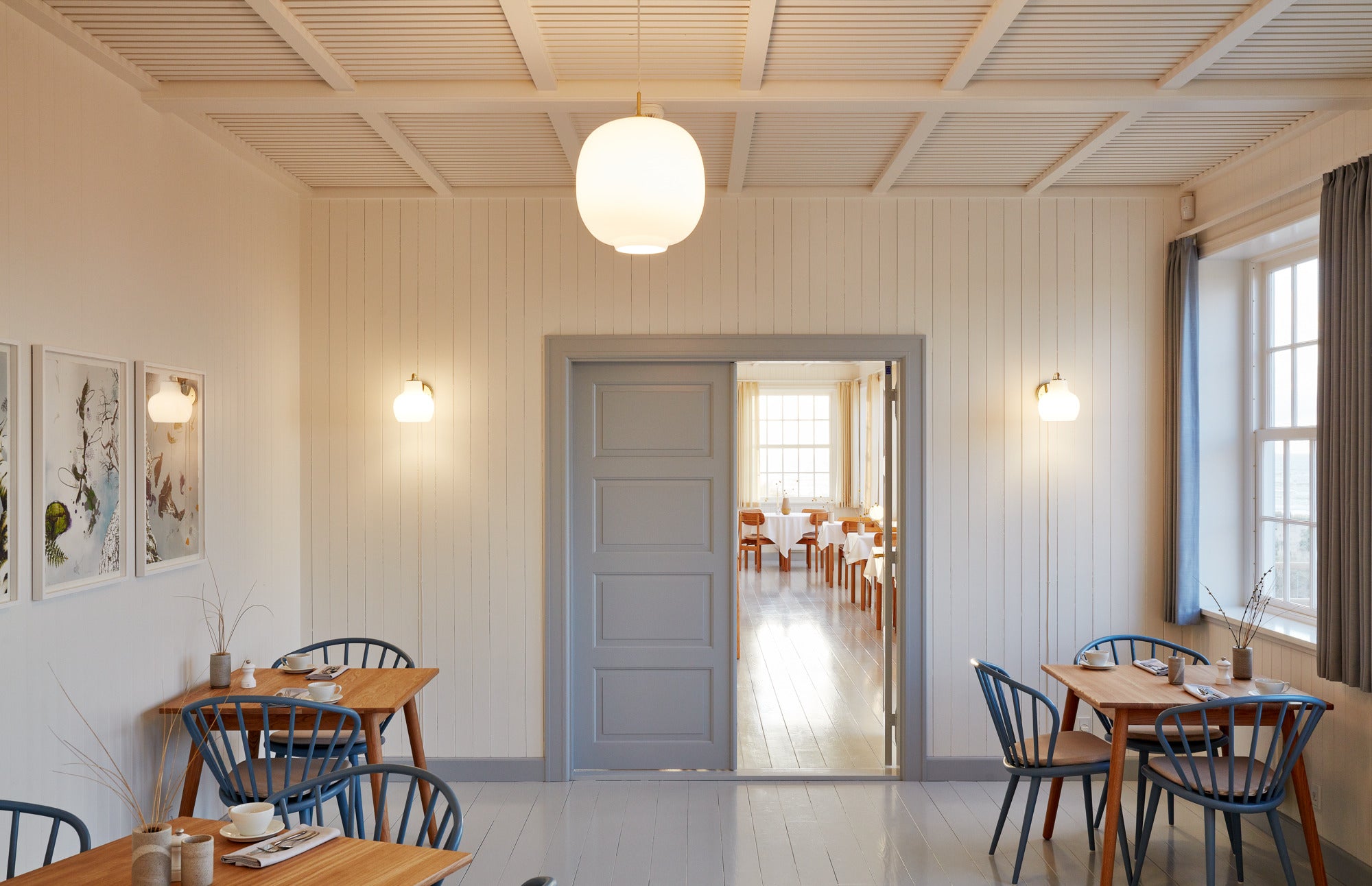 Lampa ścienna VL RING CROWN 1 biały z mosiężną podstawą