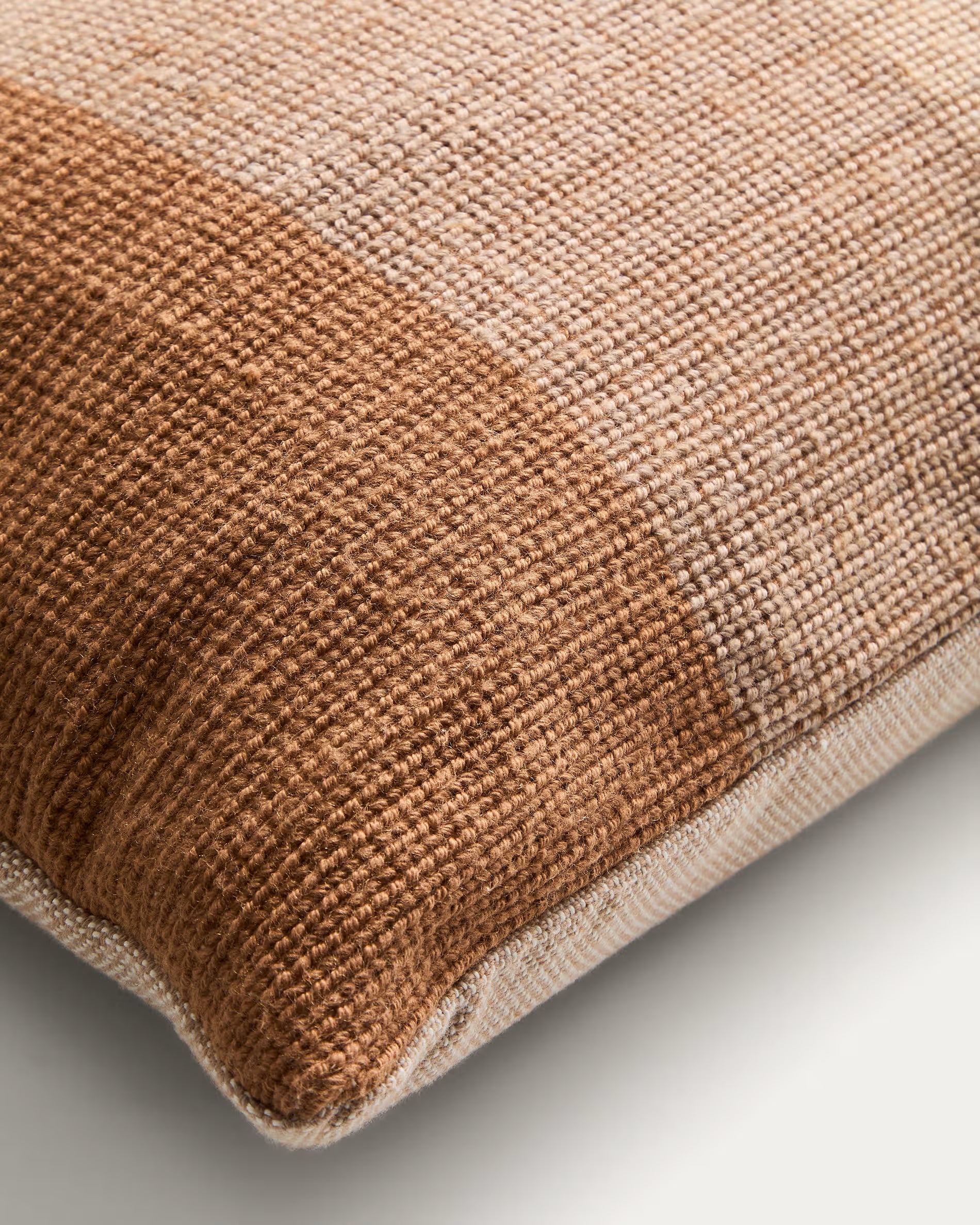 ADYS beige cushion cover with orange